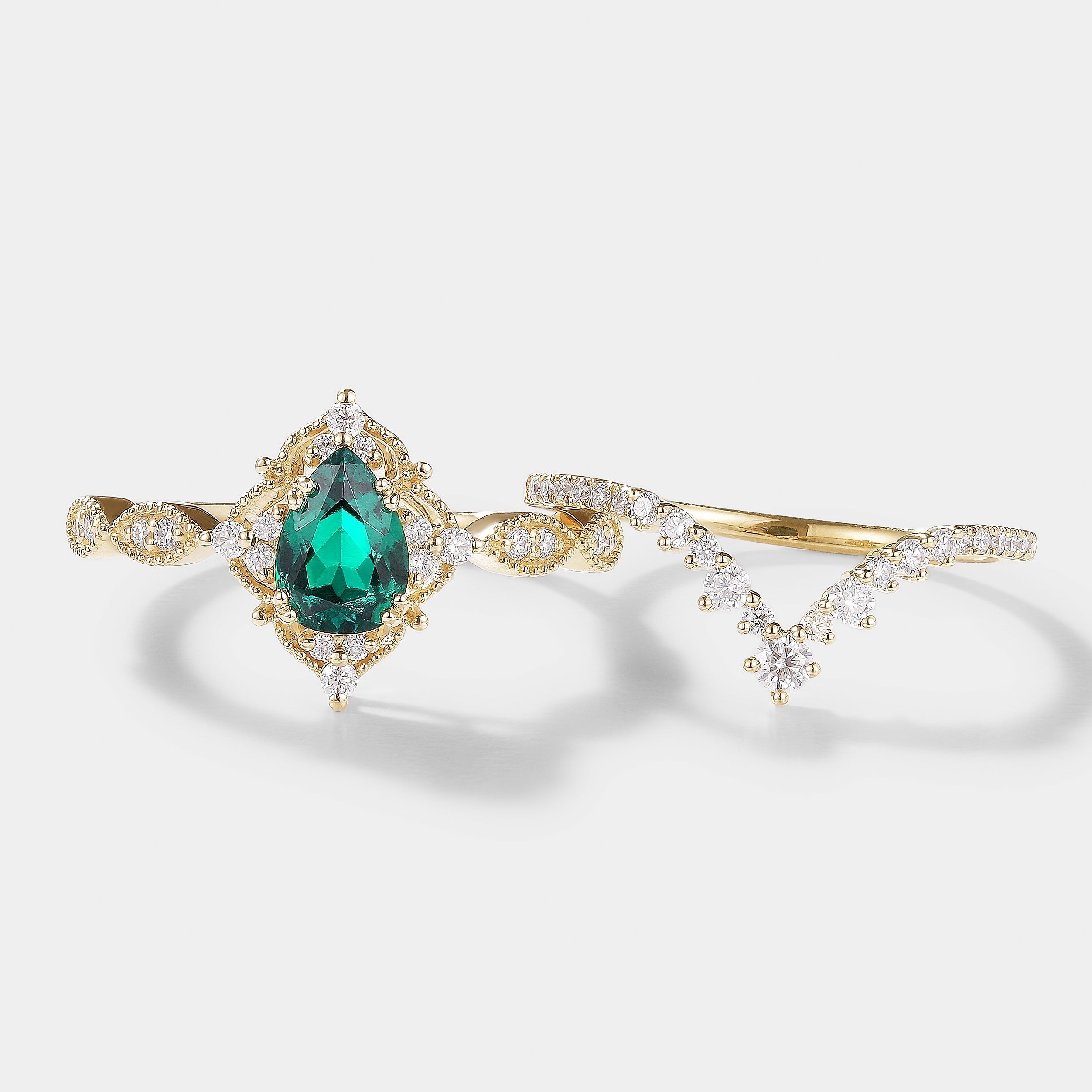 Vintage Pear Cut Emerald Engagement Ring Set, Gold Ring with Emerald