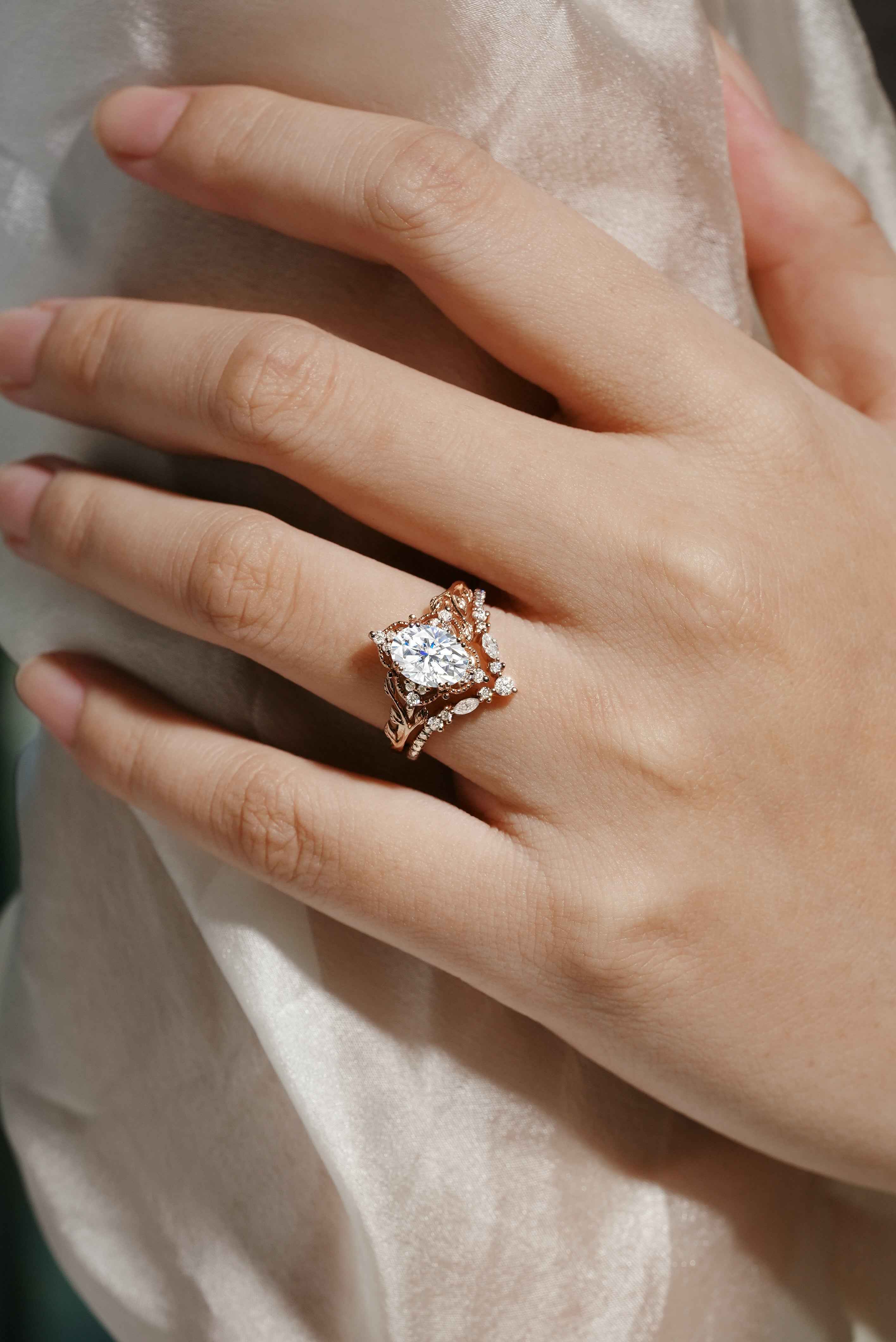 Oval Cut 1ct Lab-Diamond Leaf Engagement Ring Bridal Set 2pcs For Caleb