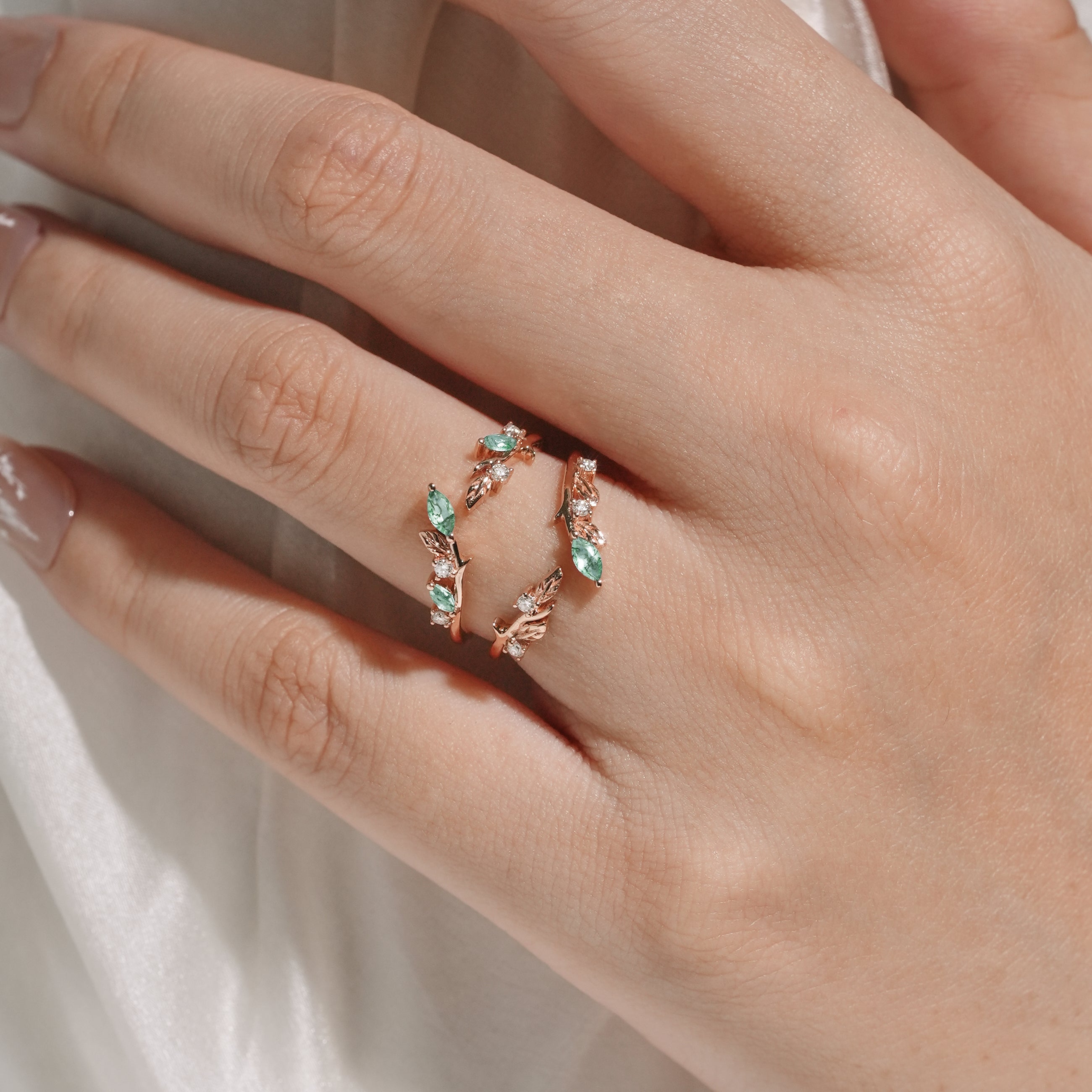 Rose gold leaf double wedding band with moss agate & moissanite stones, vintage style bridal set ring.