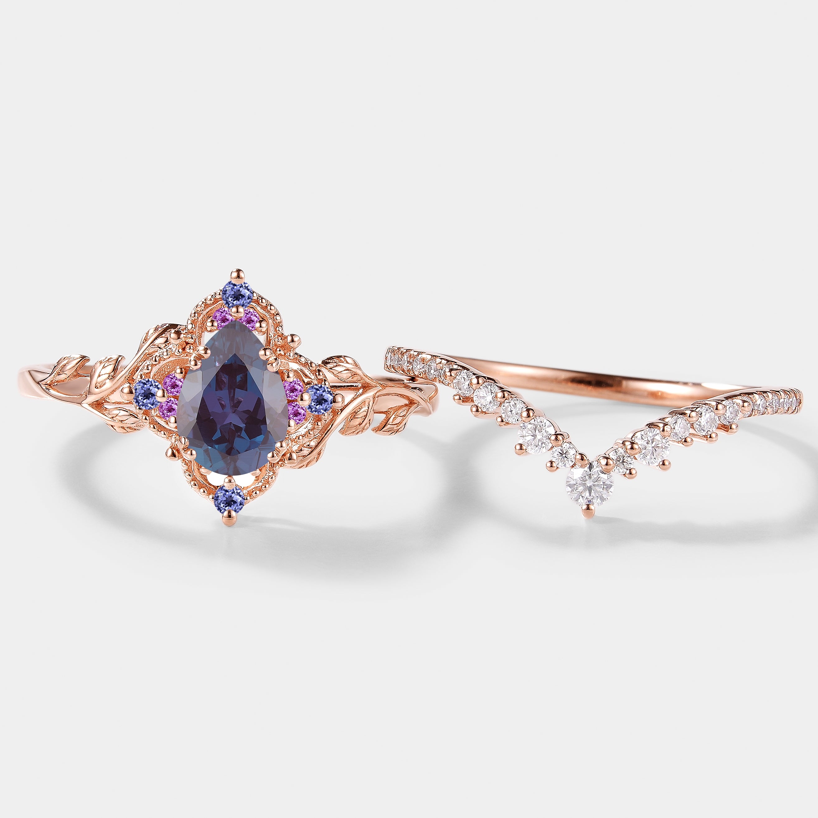 Nature-inspired Alexandrite and Moissanite ring set