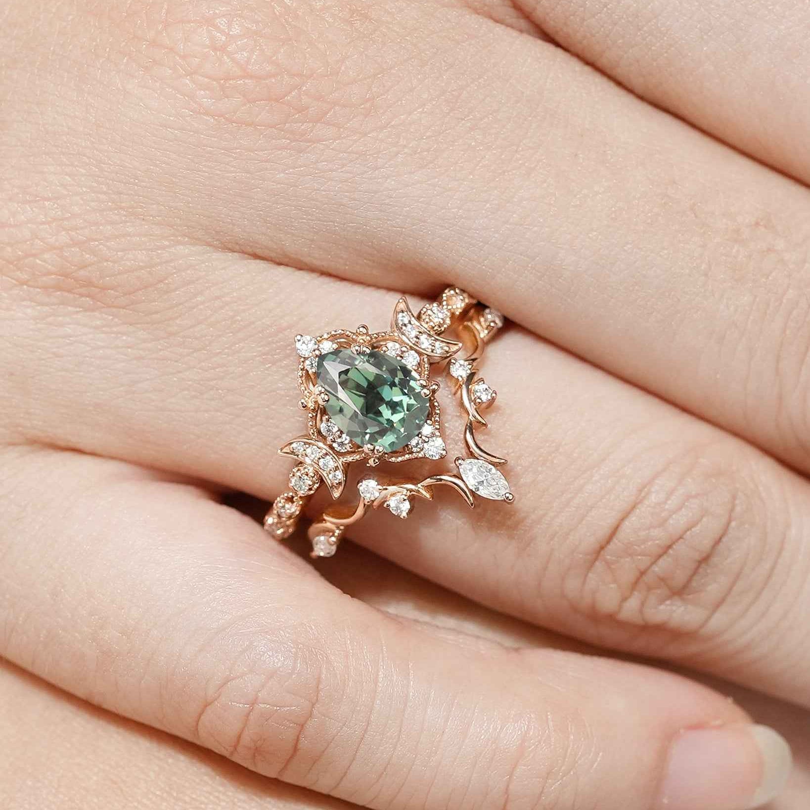 Unique Design Moon Ring Pear Cut Lab Green Sapphire Engagement Ring Sets 2pcs