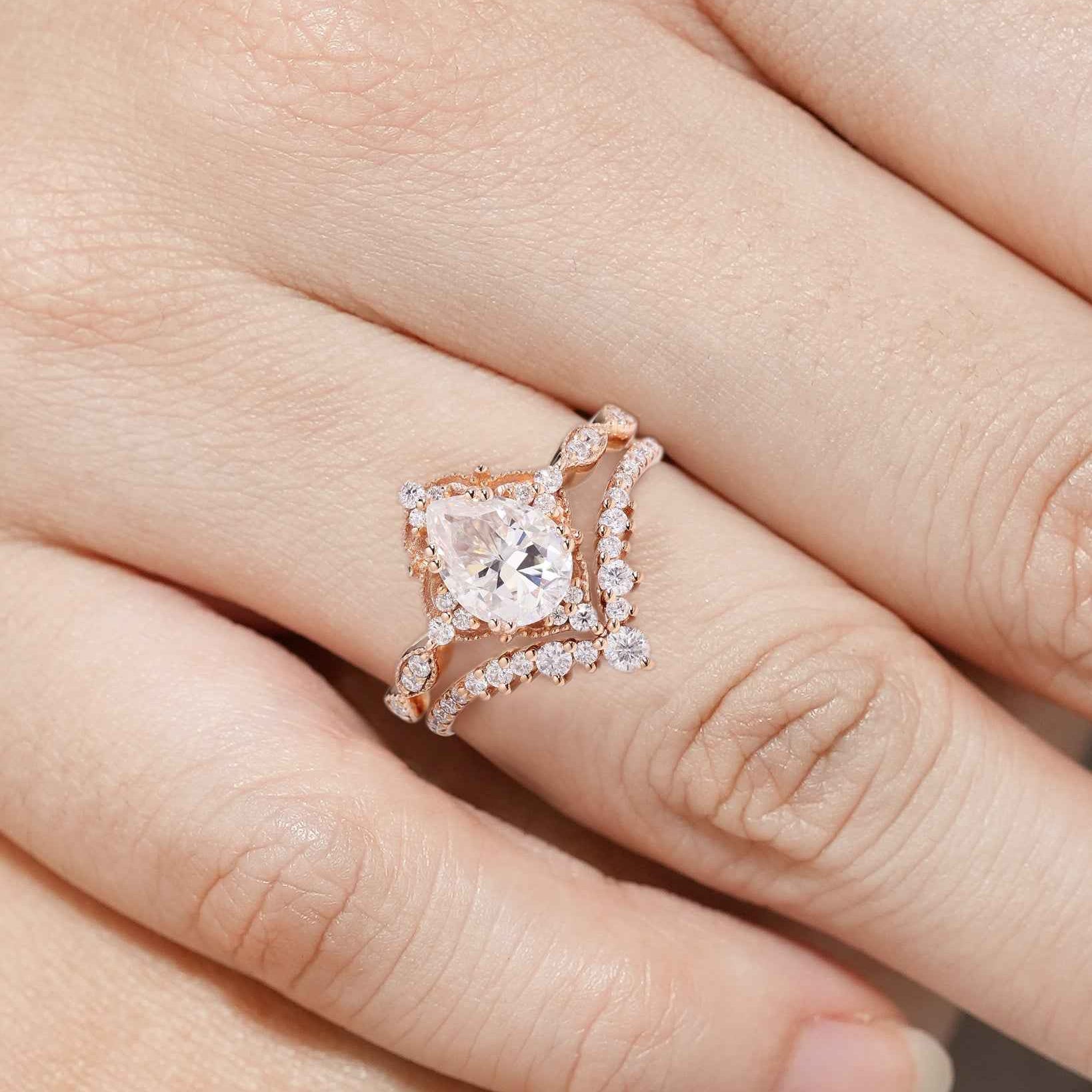 Vintage Pear Shaped Moissanite Engagement Ring Bridal Set 2pcs