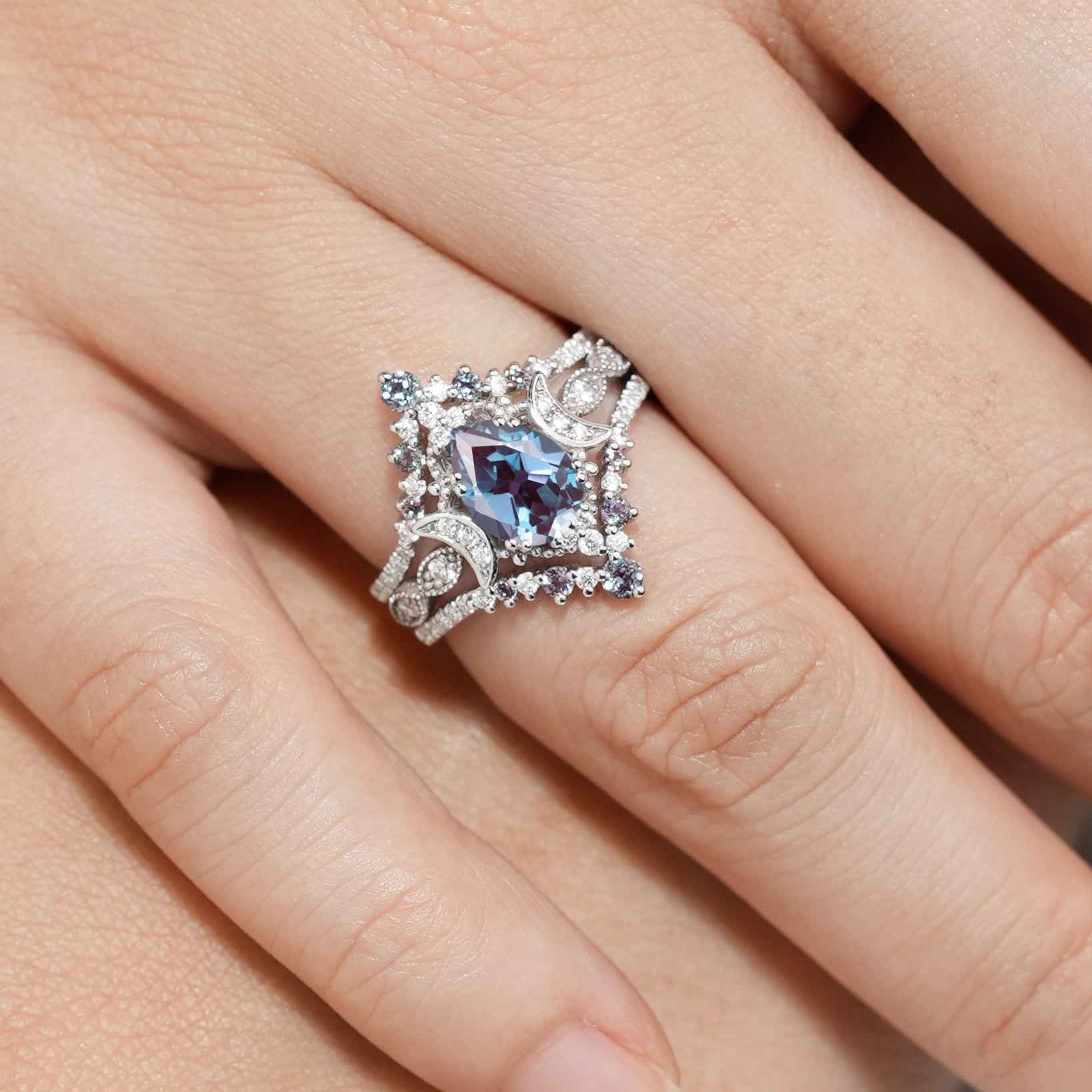 Unique Design Moon Shaped Alexandrite Engagement Ring Set 3pcs