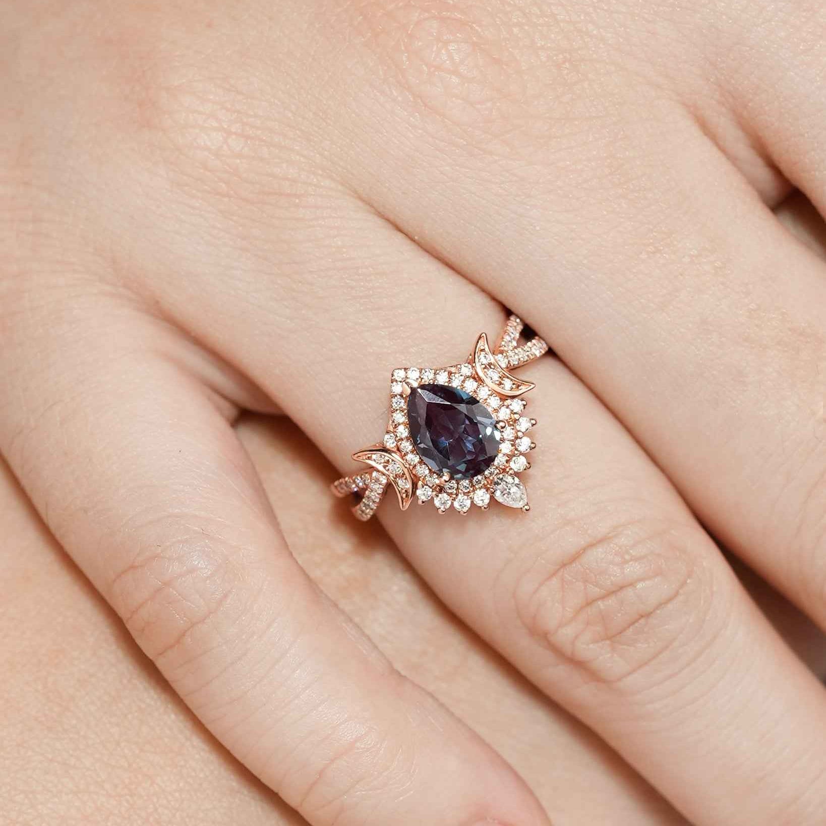 Unique Design Moissanite Wedding Ring Pear Shaped Alexandrite Engagement Ring