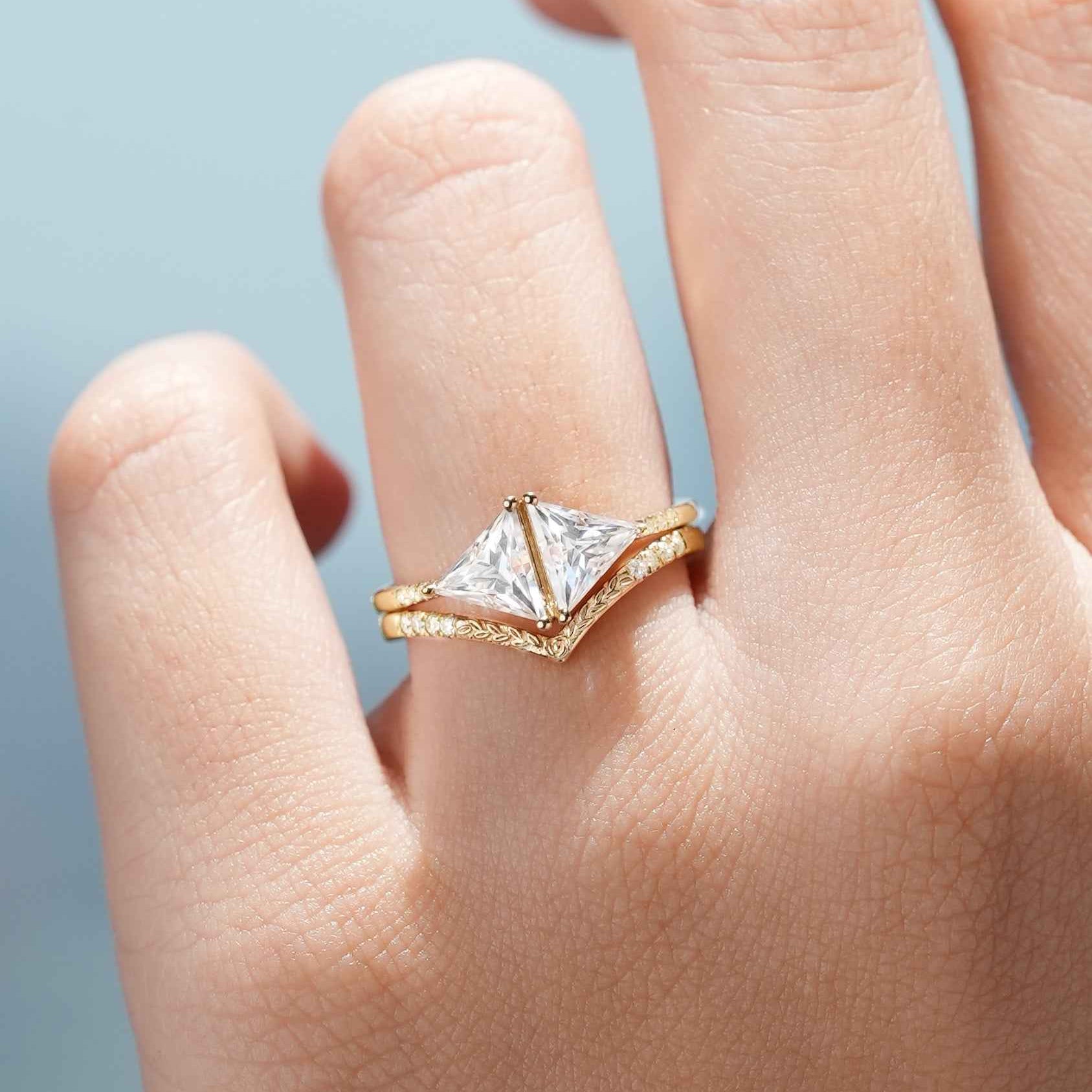 Unique Design Triangle Moissanite Bridal Set Chervon Yellow Gold Wedding Ring