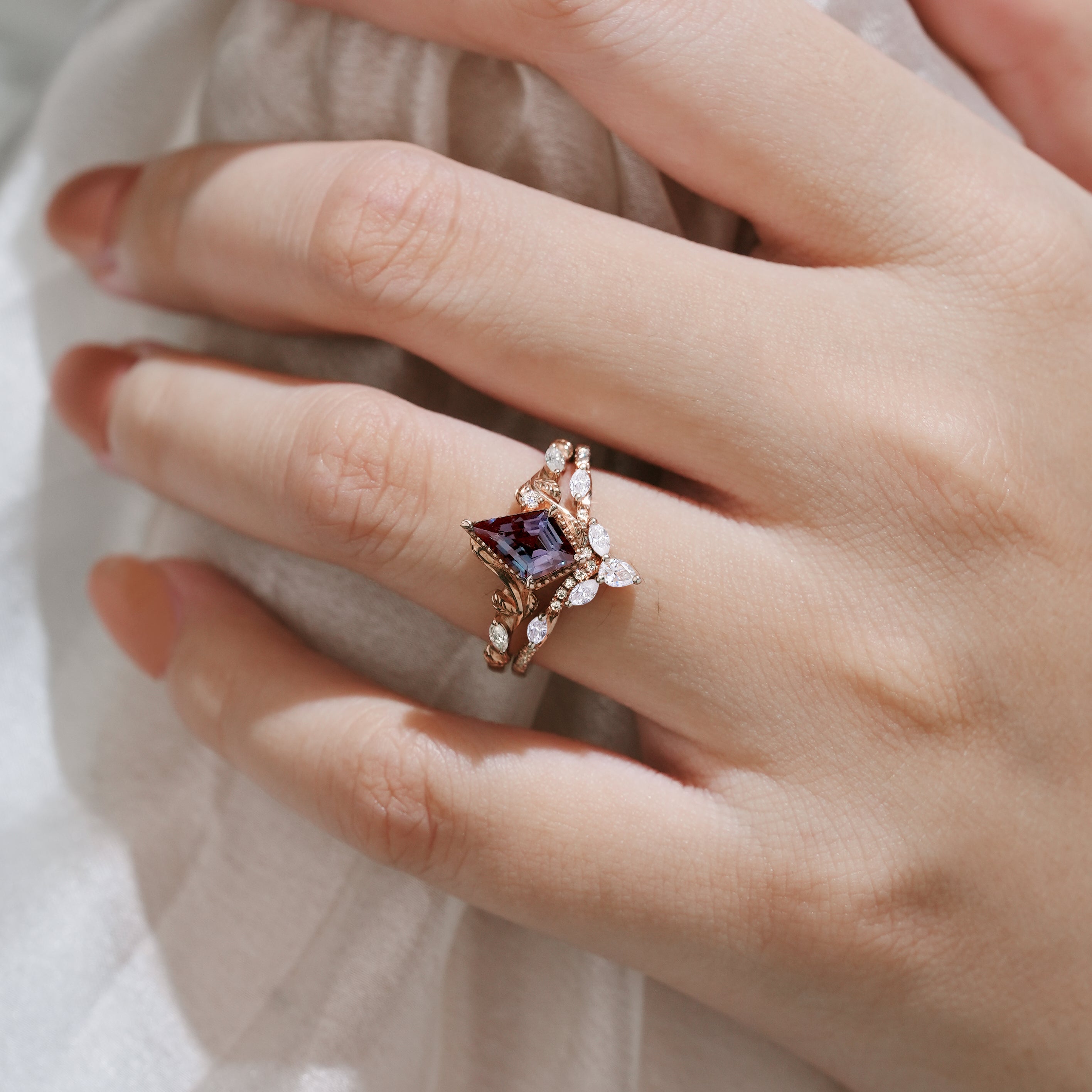 Alexandrite Kite Cut Leaf Bridal Set - Lahela Jewelry