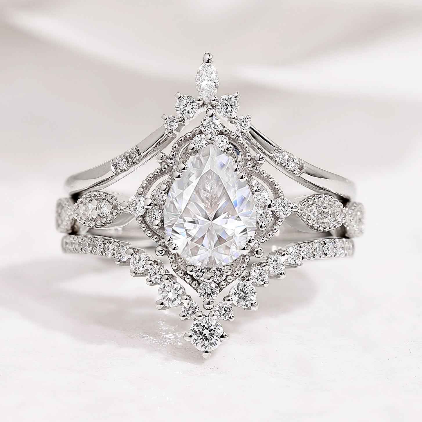 Signature Vintage Pear Cut Moissanite Engagement Ring Set 3pcs Bridal Set