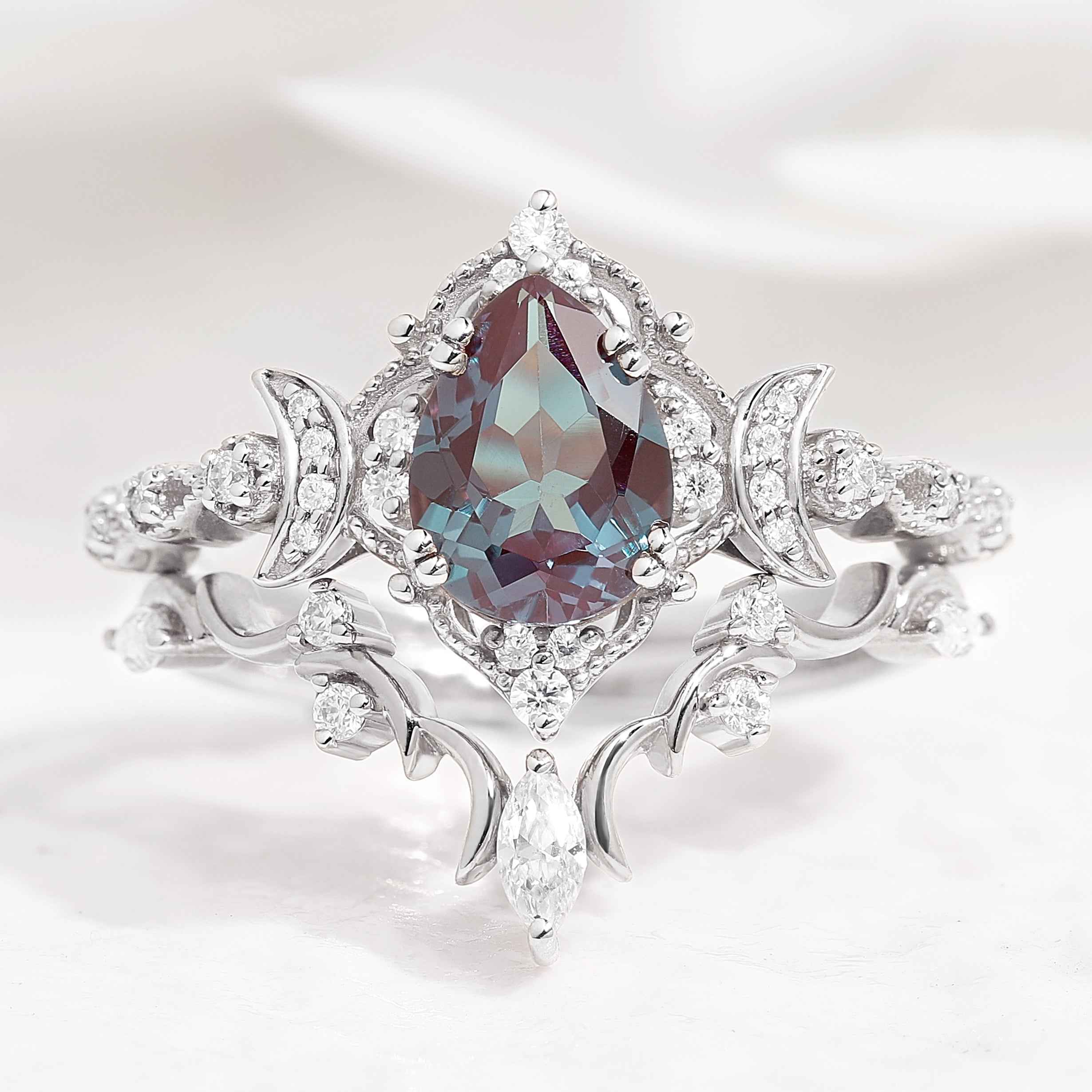 Unique Design Pear Cut Alexandrite Engagement Ring Set 2pcs