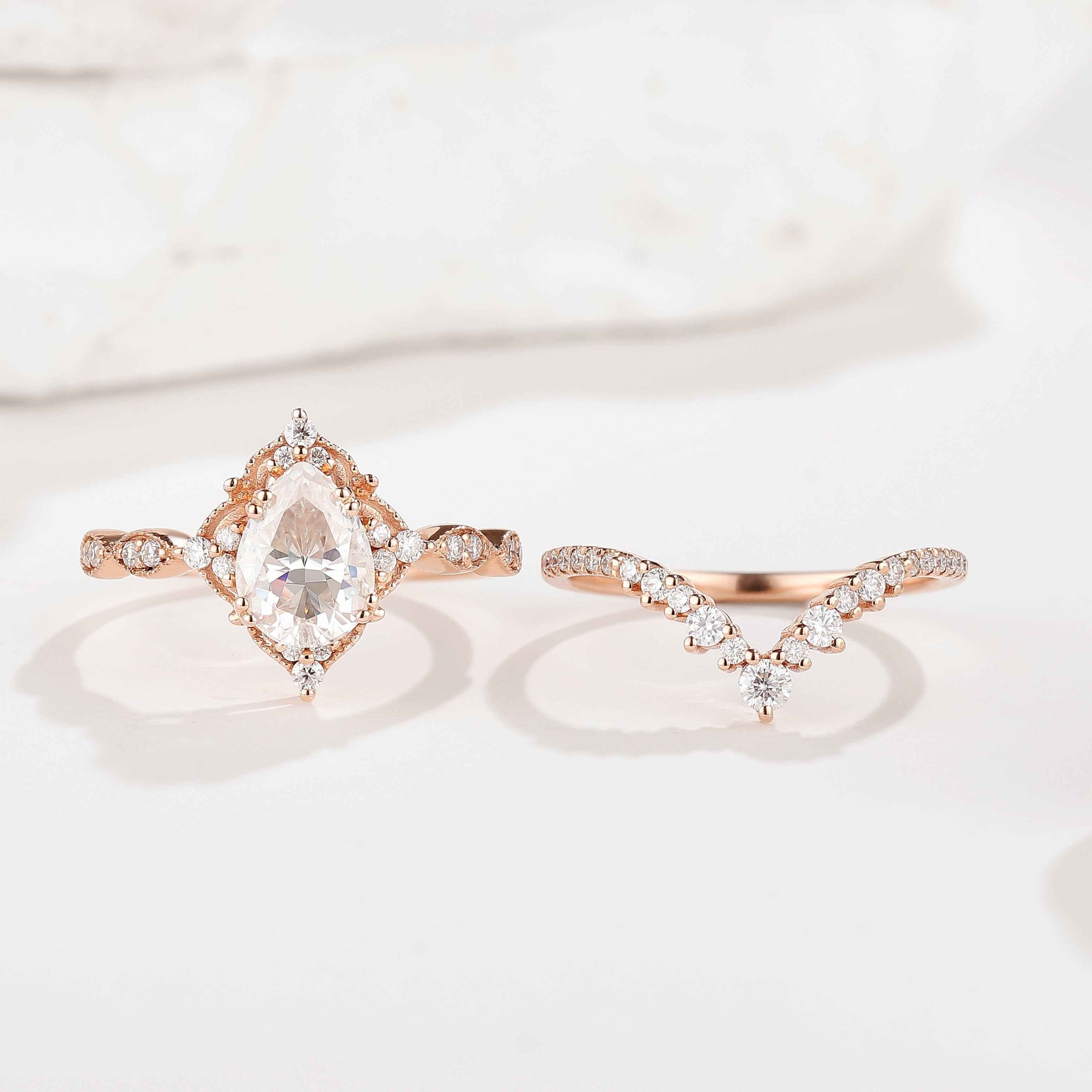 Vintage Pear Shaped Moissanite Engagement Ring Bridal Set 2pcs
