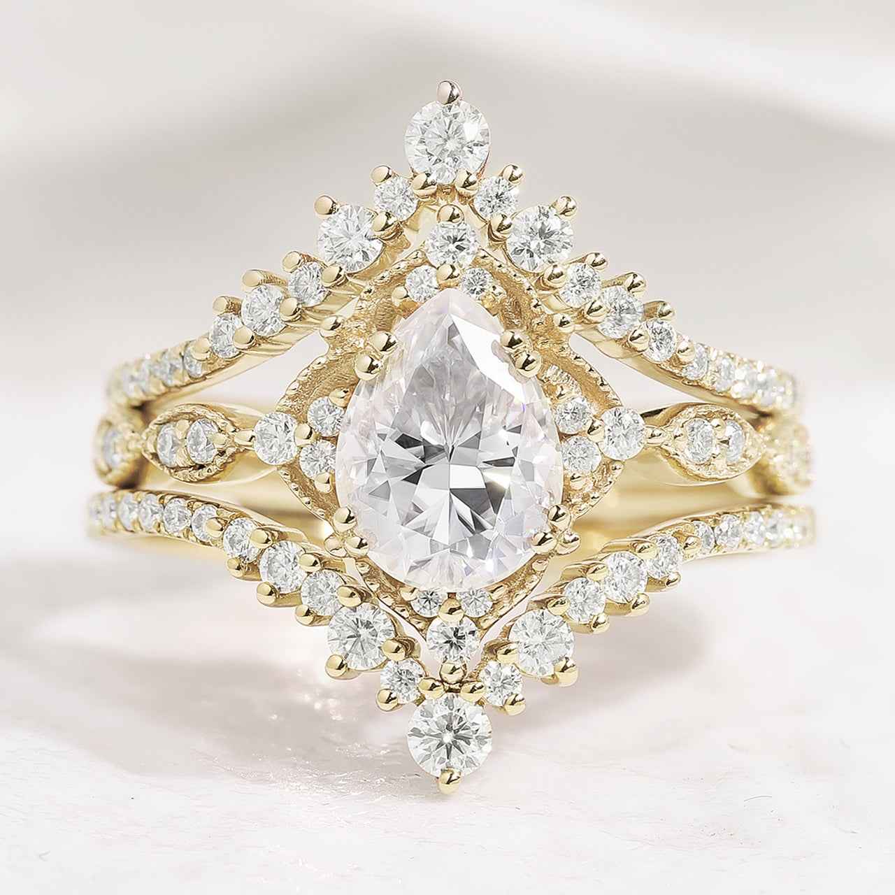 Vintage Pear Shaped Moissanite Engagement Ring Sets 3pcs