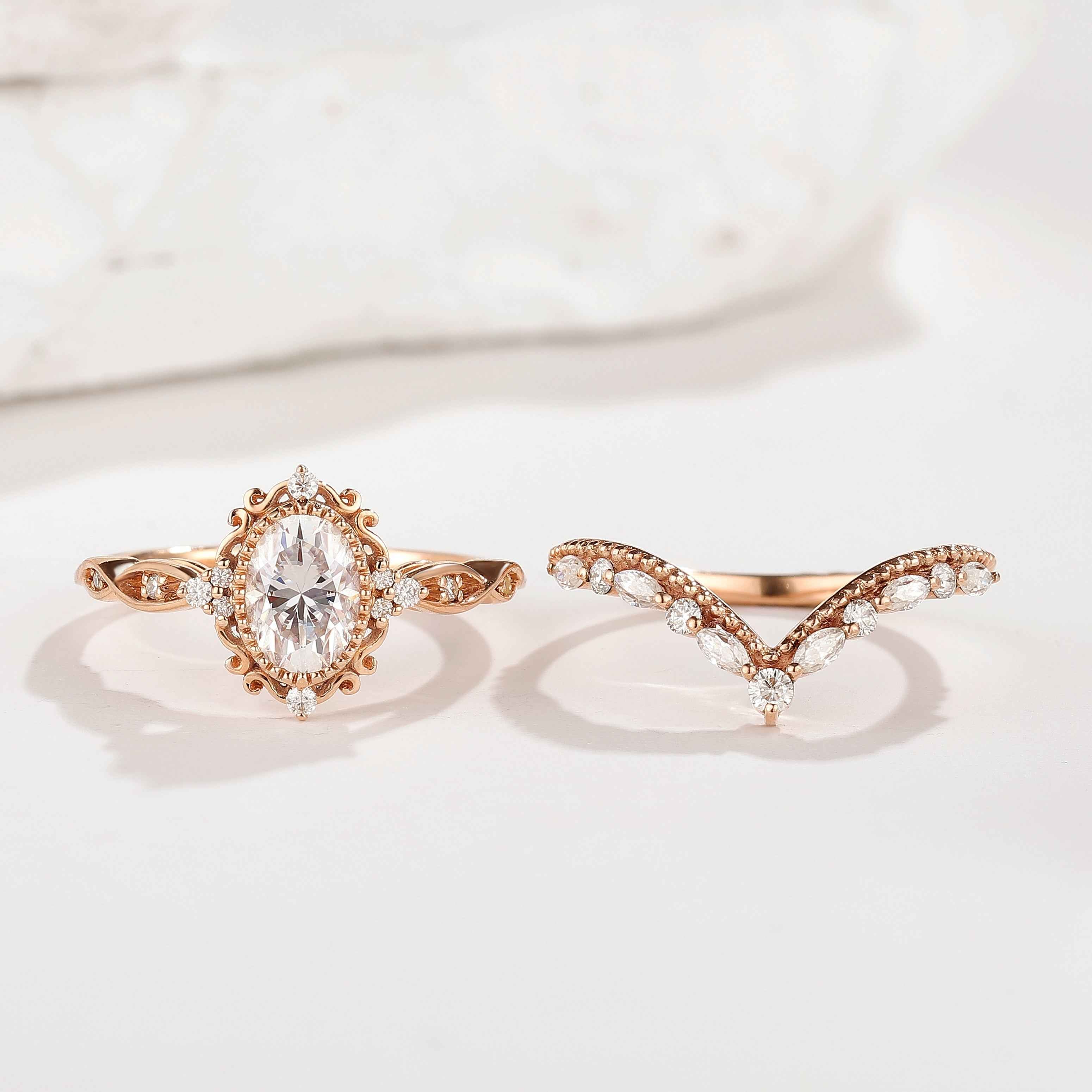 Vintage Oval Cut Moissanite Engagement Ring Set With Stacking Wedding Band