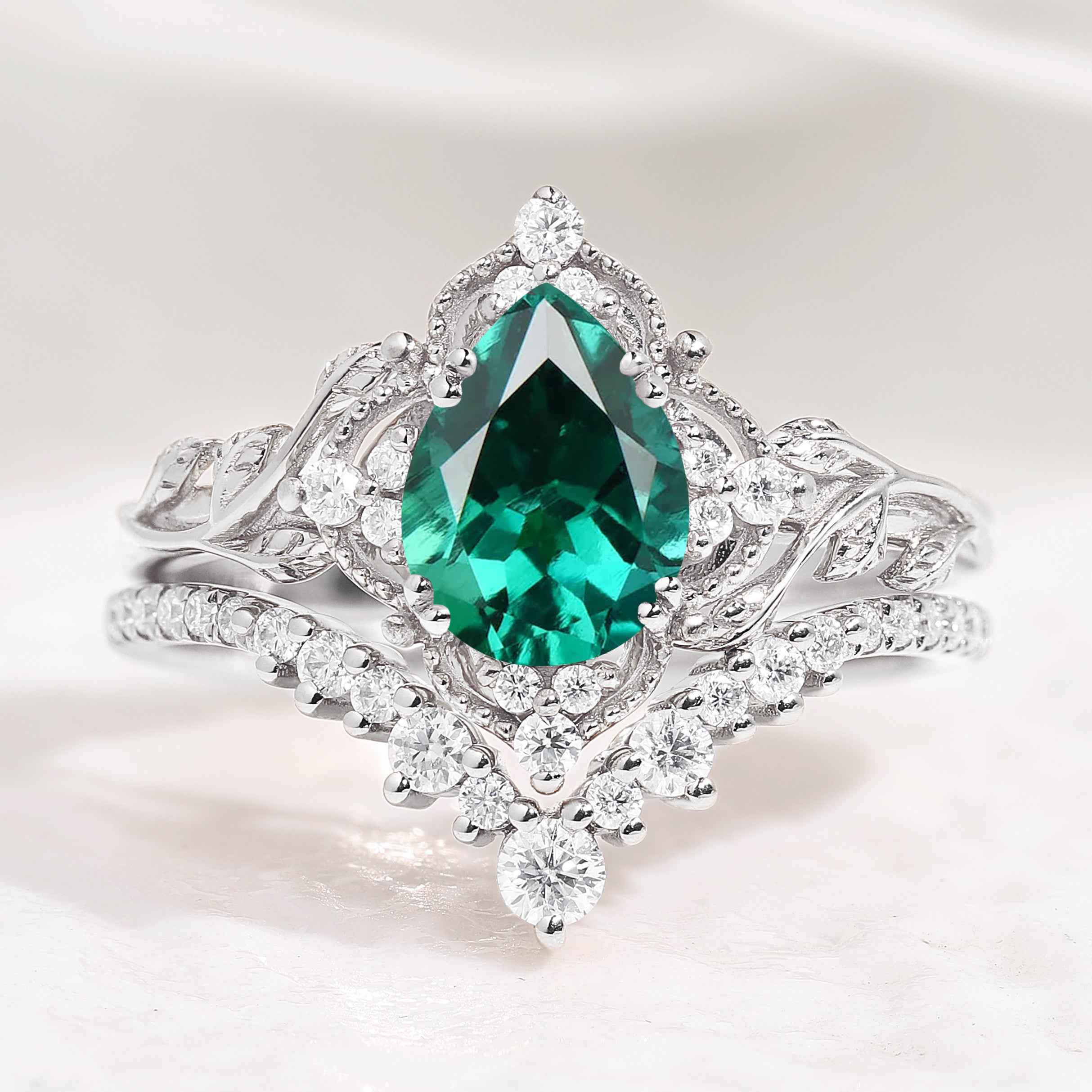 10K Nature Inspired Pear Cut Lab Emerald Leaf Engagement Ring Set 2pcs