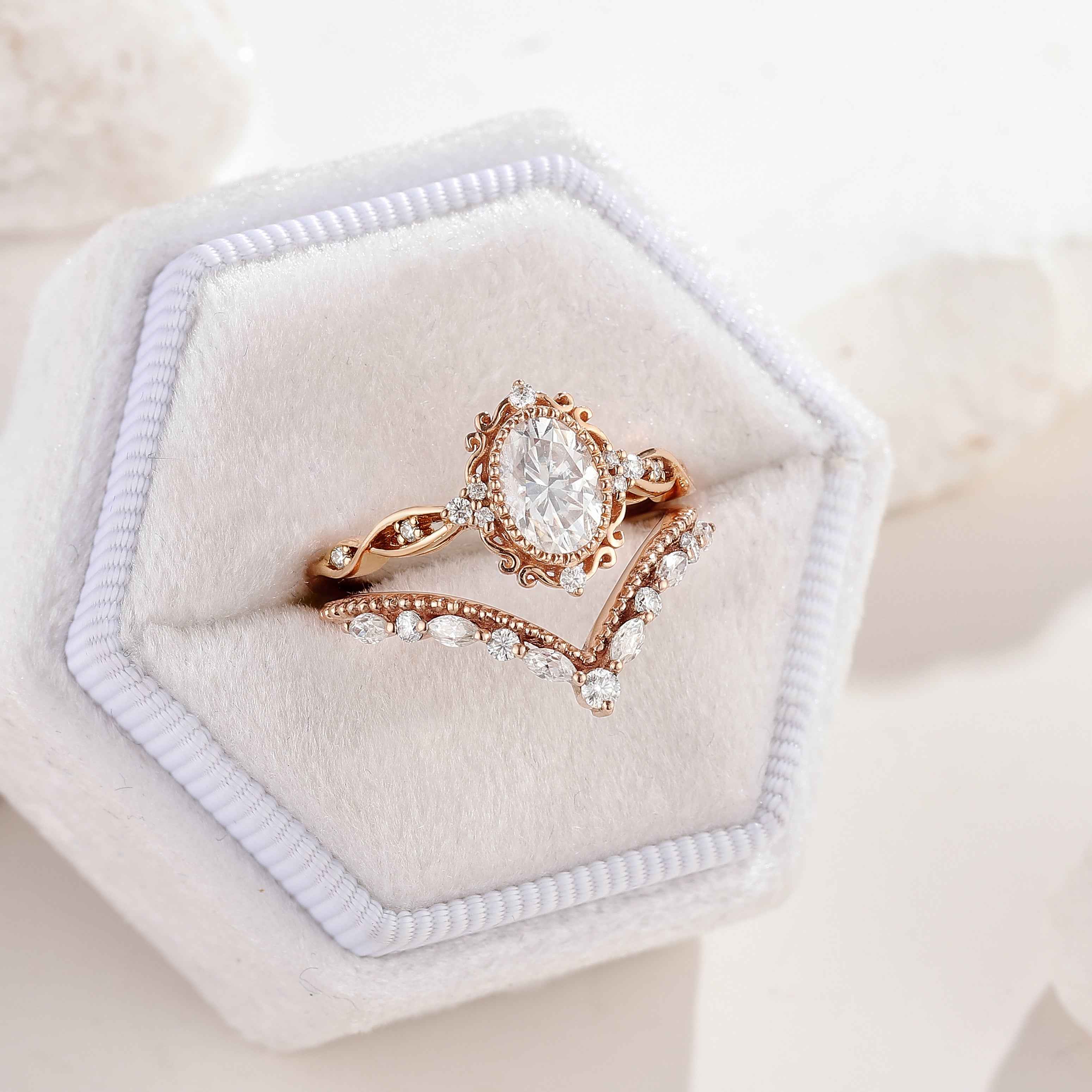 Vintage Oval Cut Moissanite Engagement Ring Set With Stacking Wedding Band