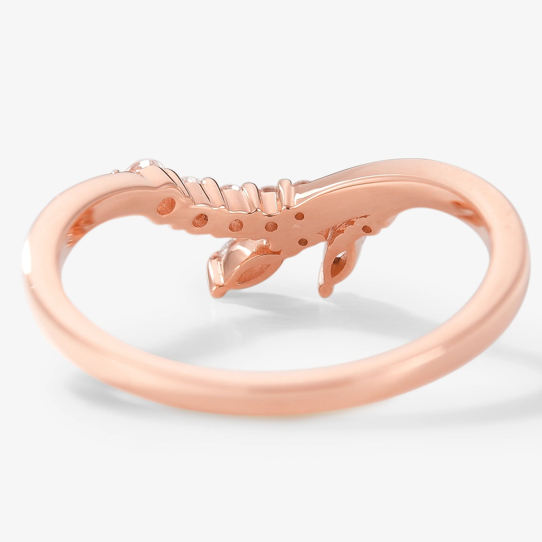 Moissanite Curved Stackable Wedding Band - Lahela Jewelry