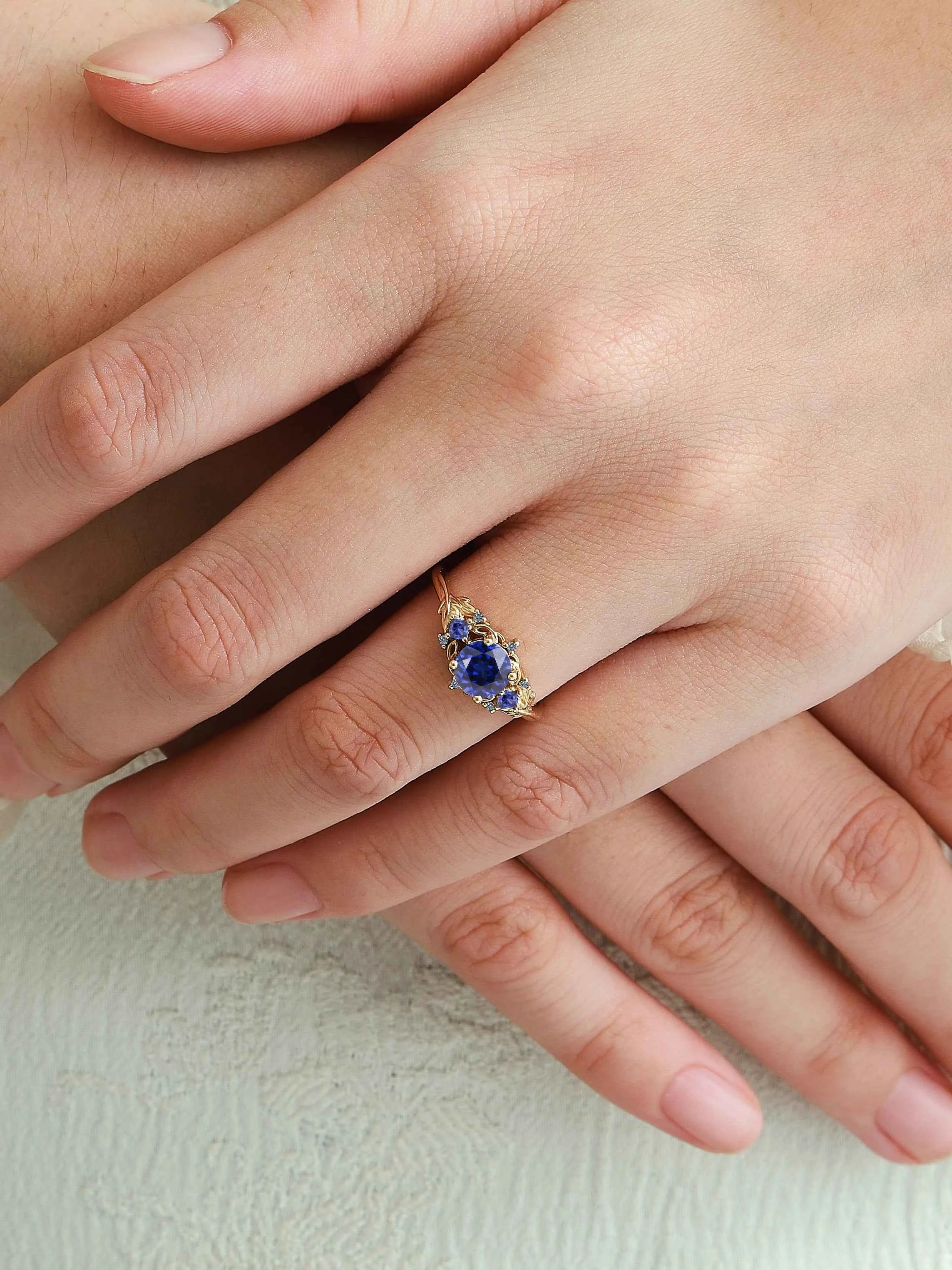Vintage Leaf Stackable Round Sapphire Engagement Ring