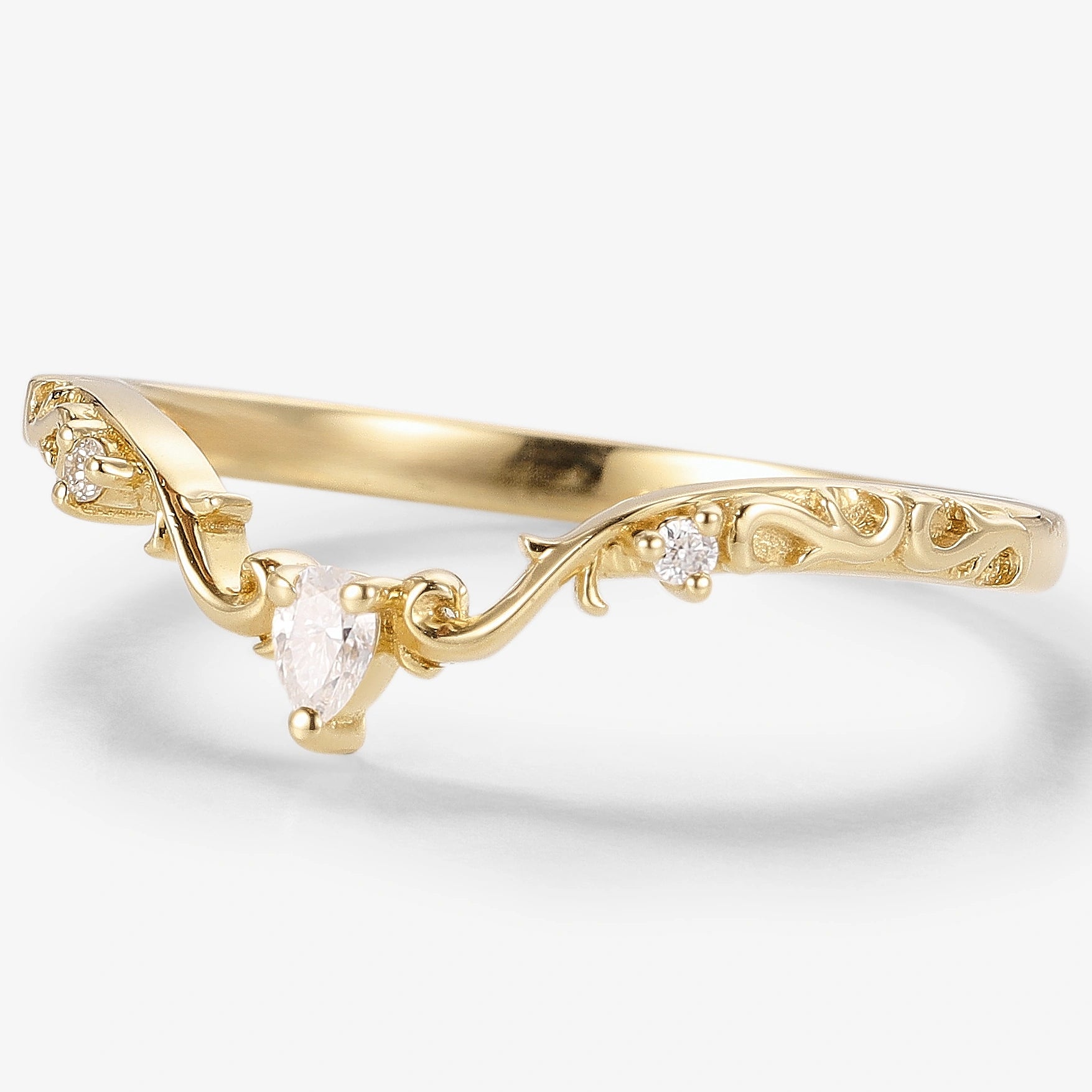 Vintage Milgrain Moissanite Stackable Wedding Band - Lahela Jewelry