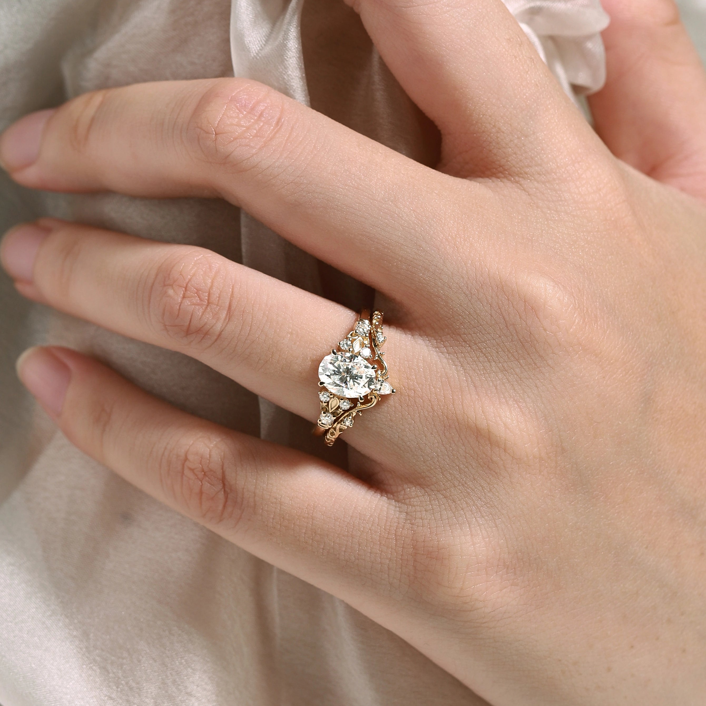 Oval Moissanite Vintage Engagement Ring Sets 2pcs - Lahela Jewelry