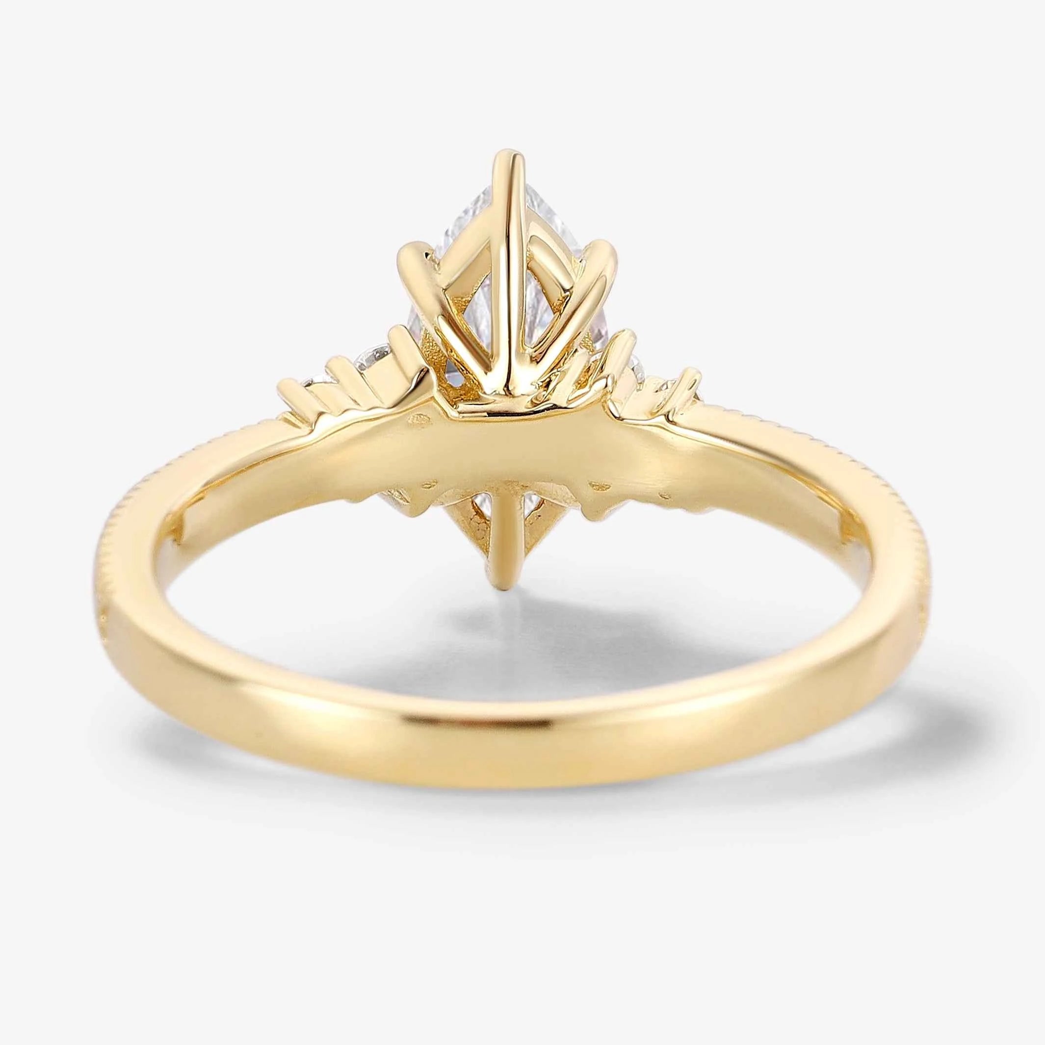Vintage-inspired Relief Carving Marquise Cut Moissanite Engagement Ring