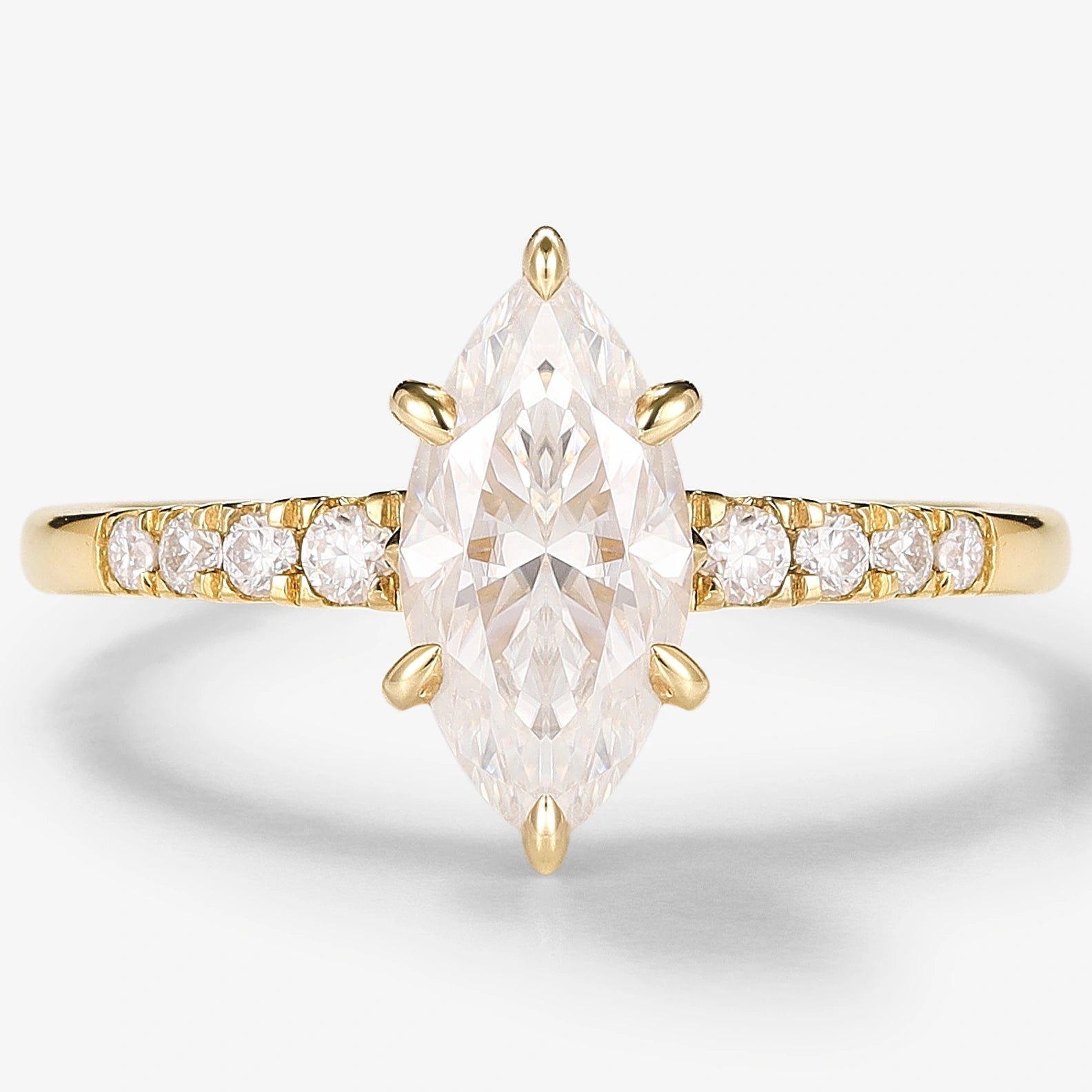 Minimalist Marquise Cut Moissanite Engagement Ring - Lahela Jewelry