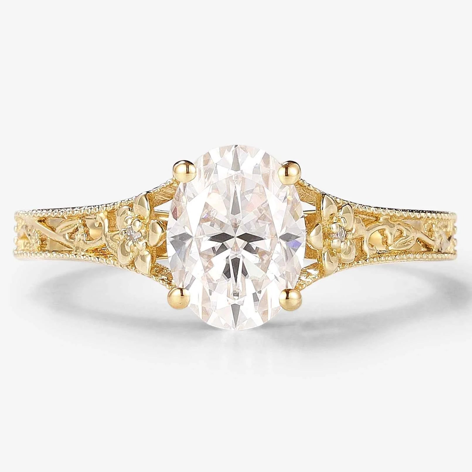 Vintage Oval Cut Moissanite Engagement Ring With Flower (Copy)