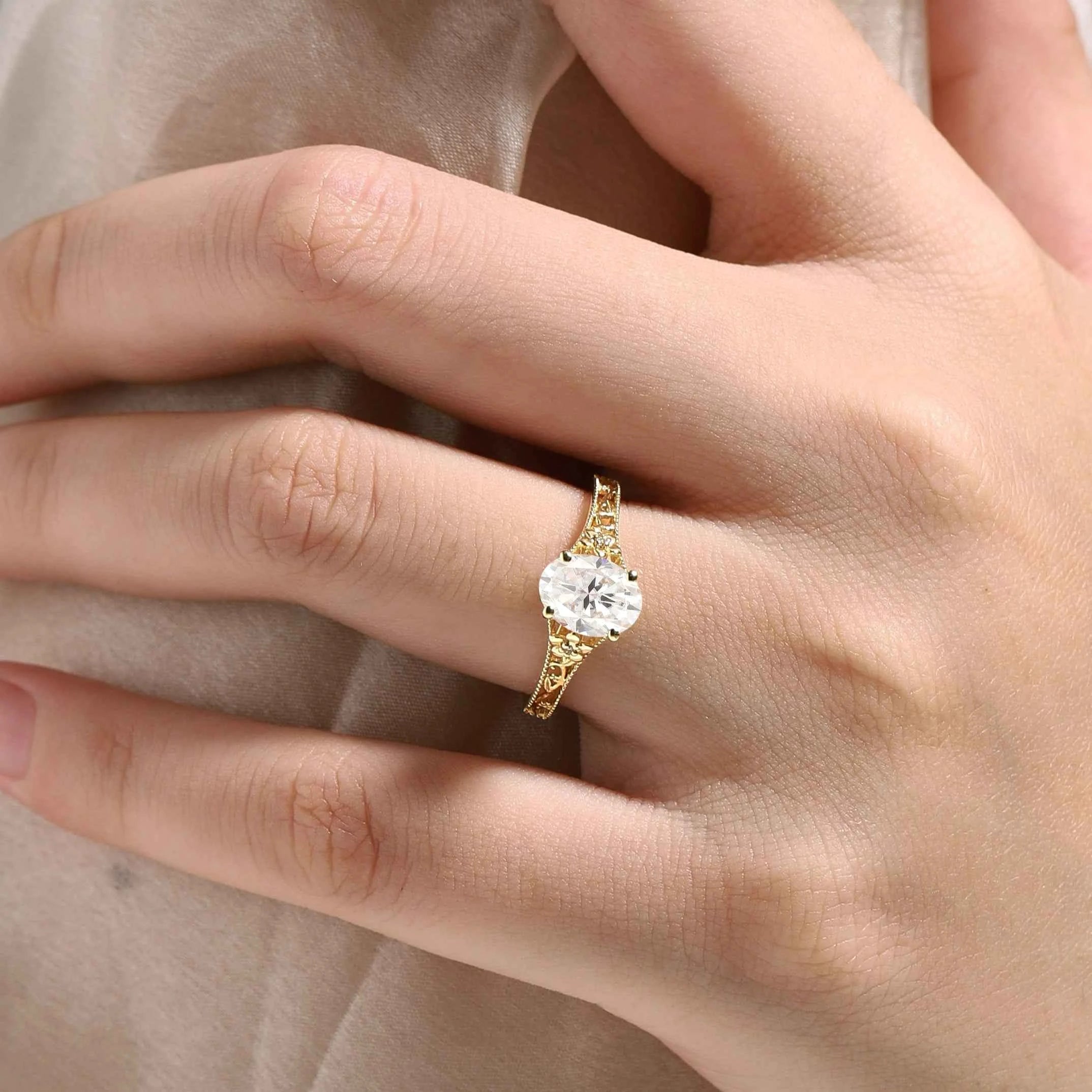 Vintage Oval Cut Moissanite Engagement Ring With Flower (Copy)