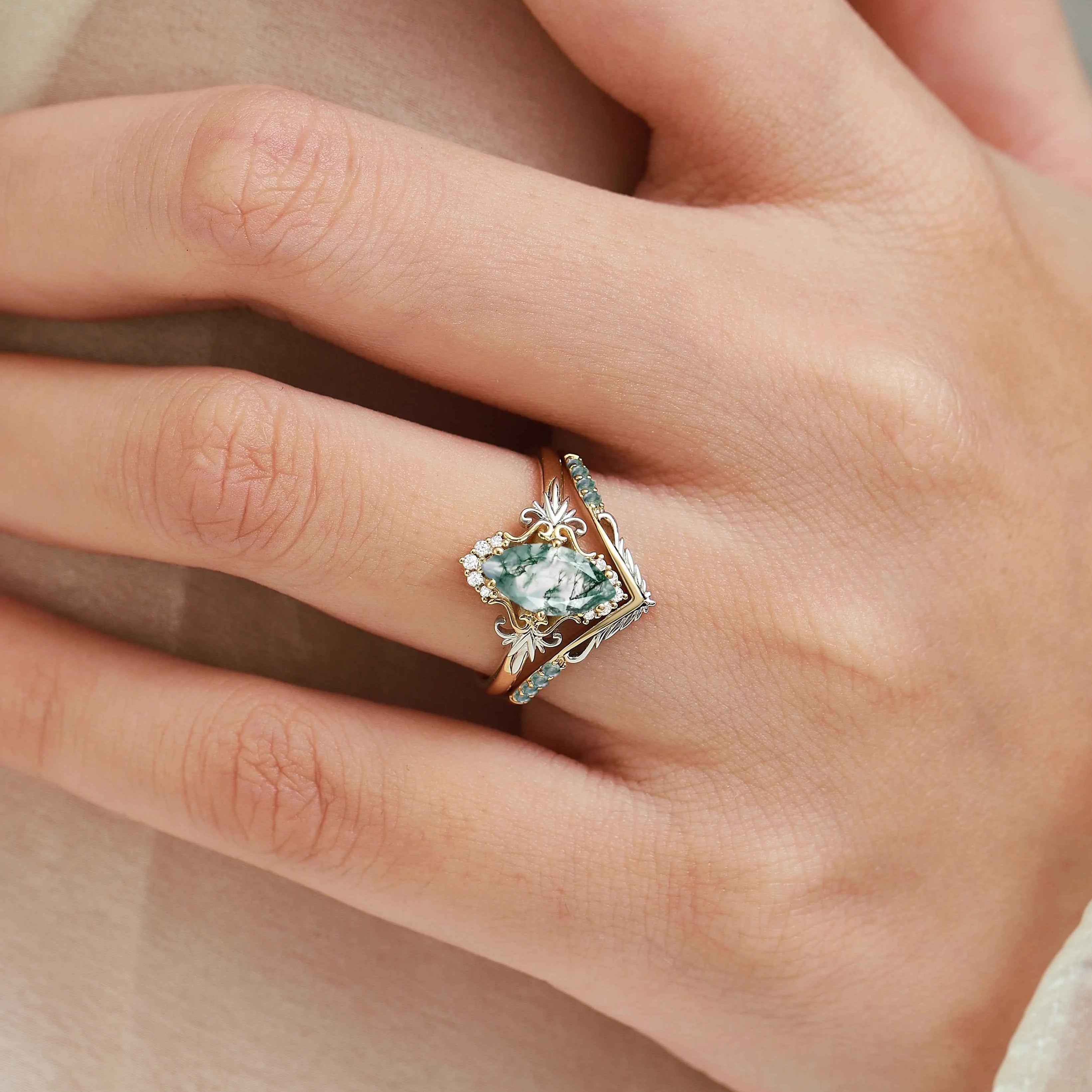 Leaf-Inspired Two-Tone Marquise Cur Moss Agate Engagement Ring Set 2pcs