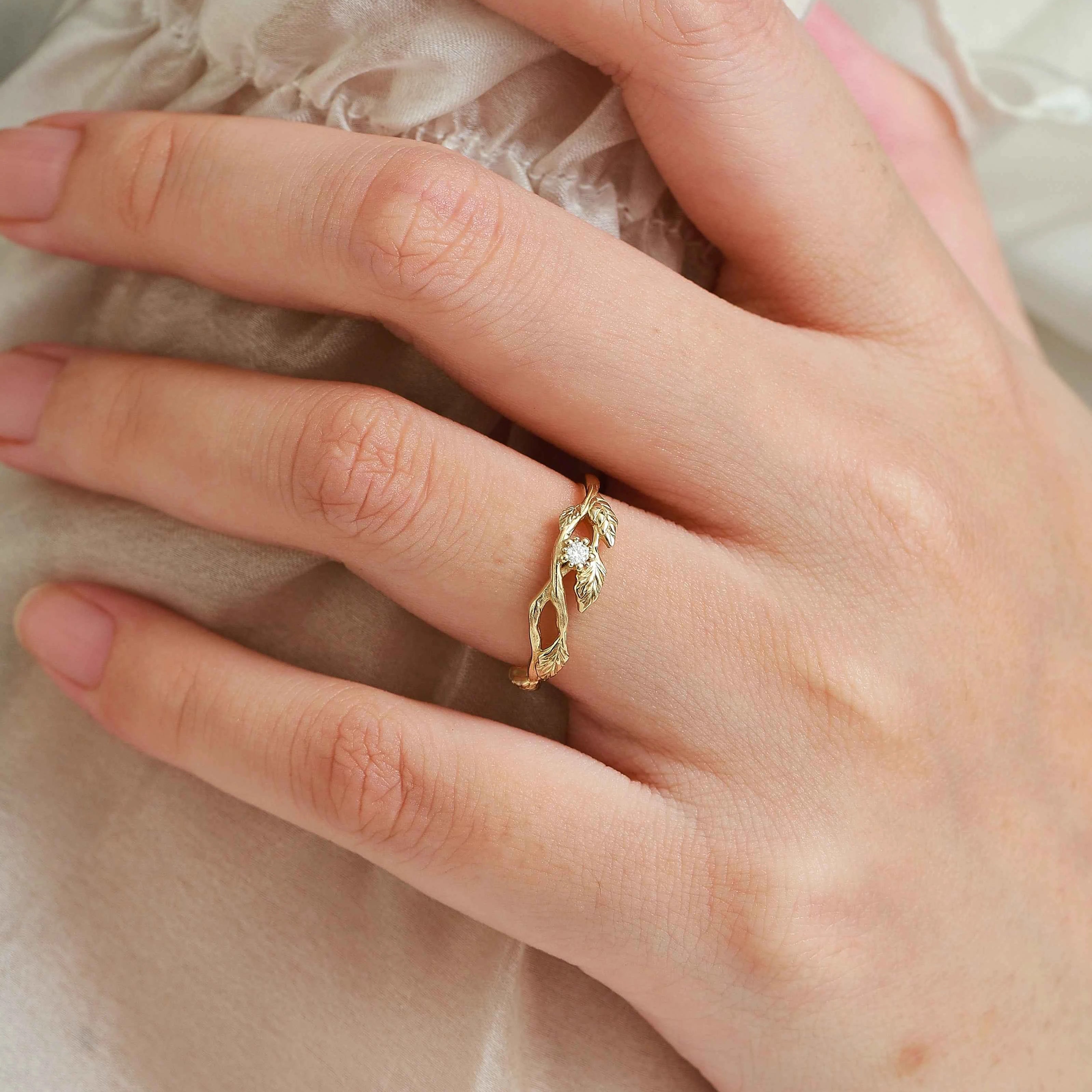 Leaf Wrap Straight Wedding Band