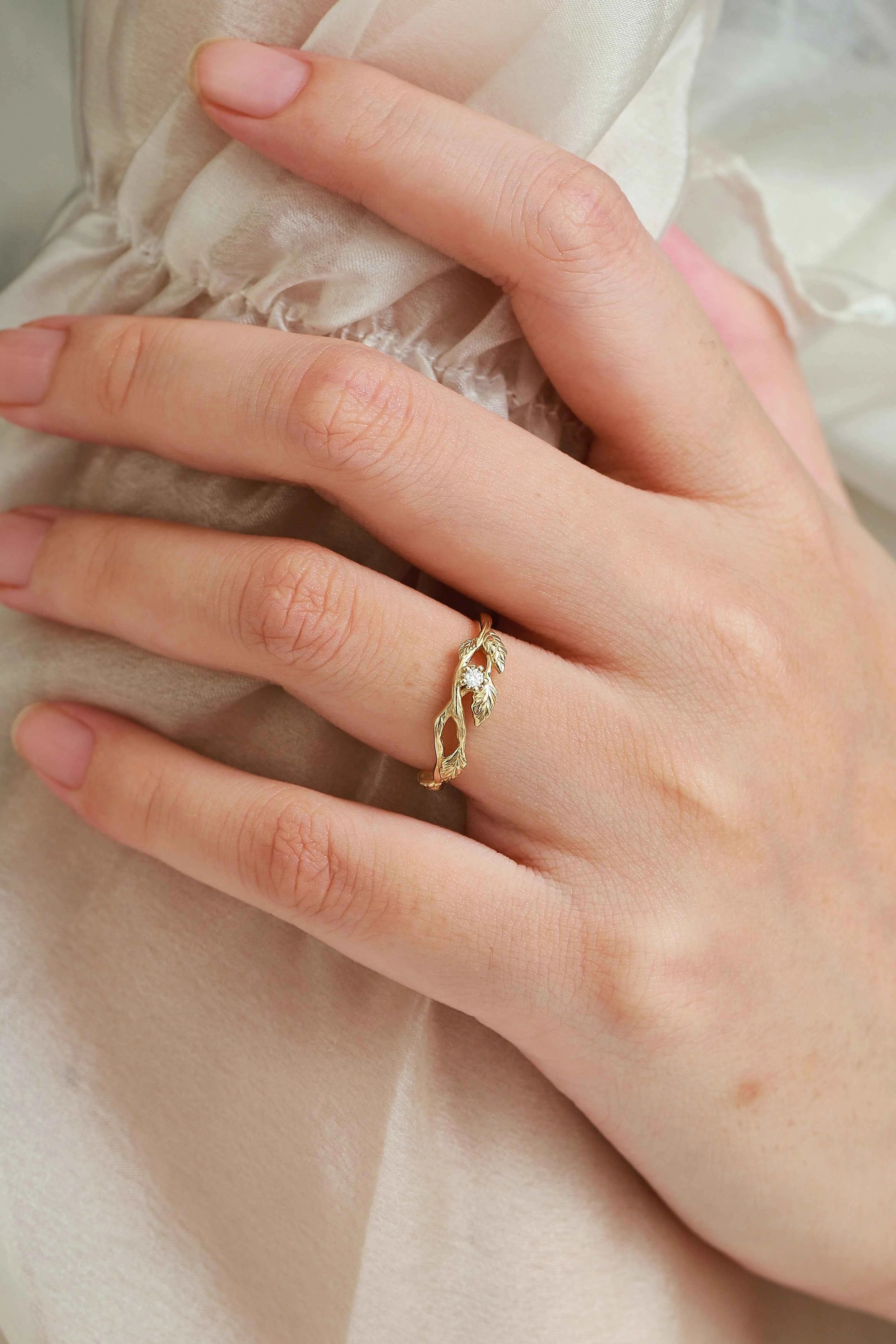 Leaf Wrap Straight Wedding Band