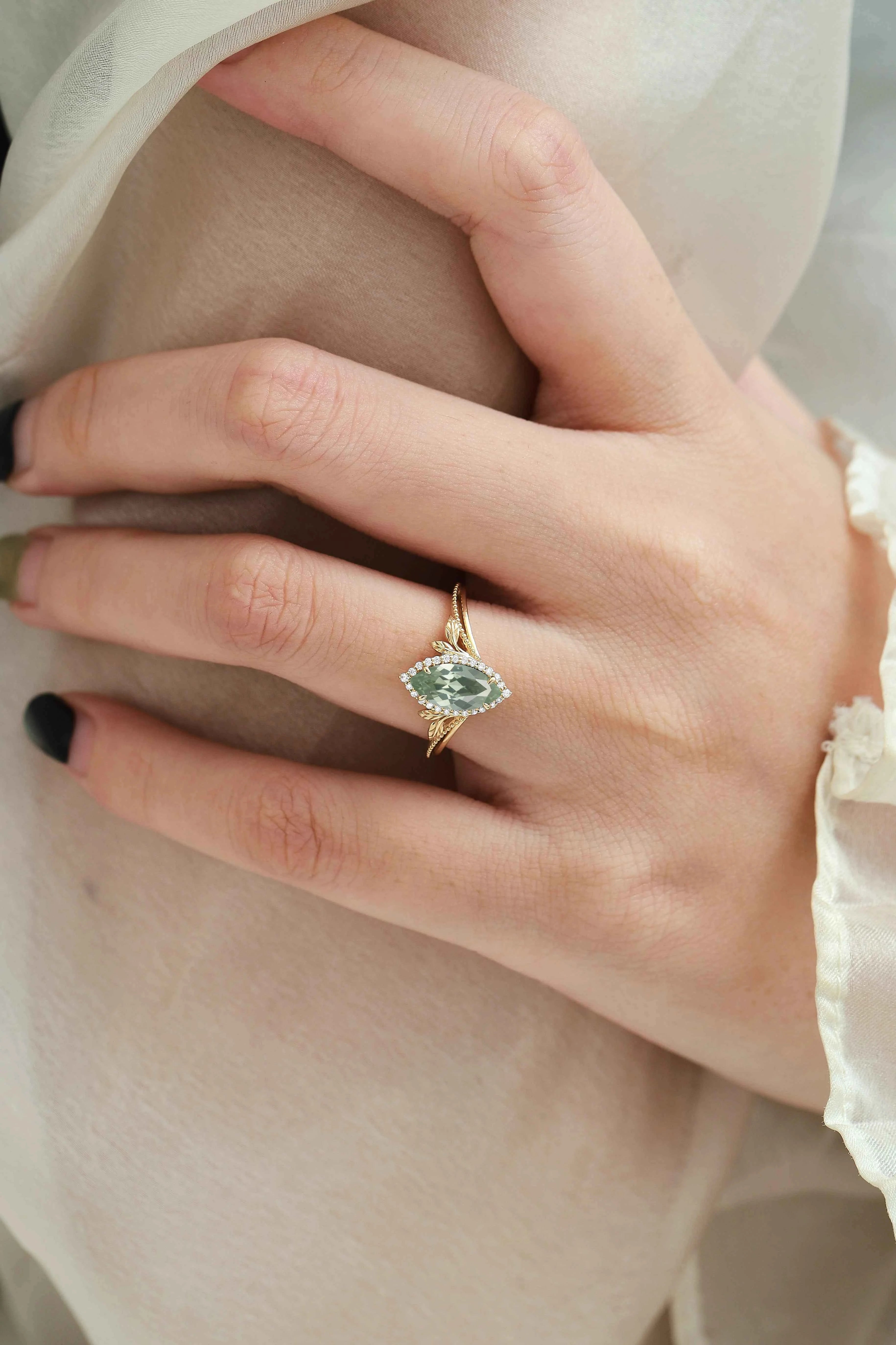 Nature-Inspired Marquise Green Sapphire Engagement Ring with Milgrain Halo & Wedding Band 2PCS