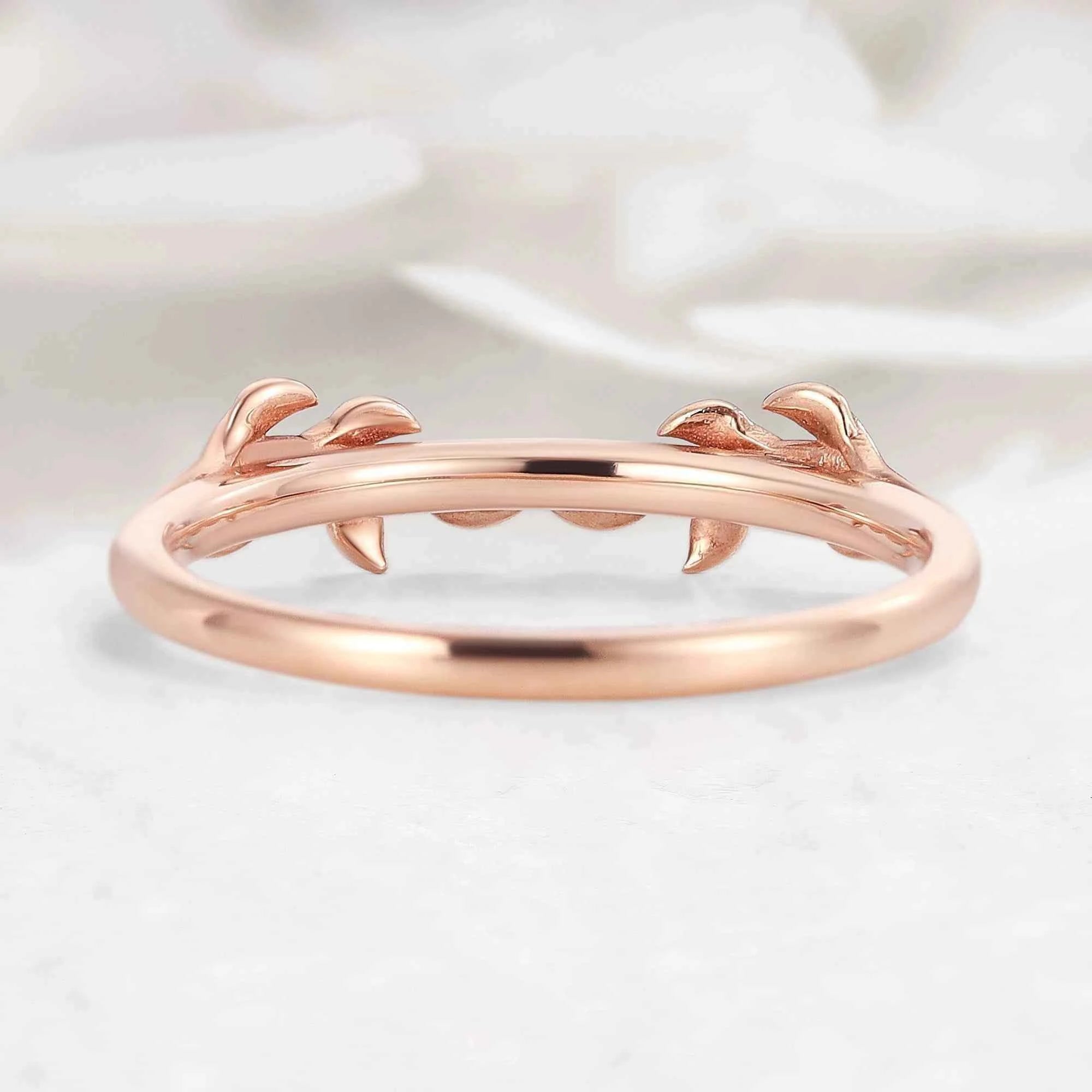 Nature-Inspired Leaf Straight Wedding Band 24K