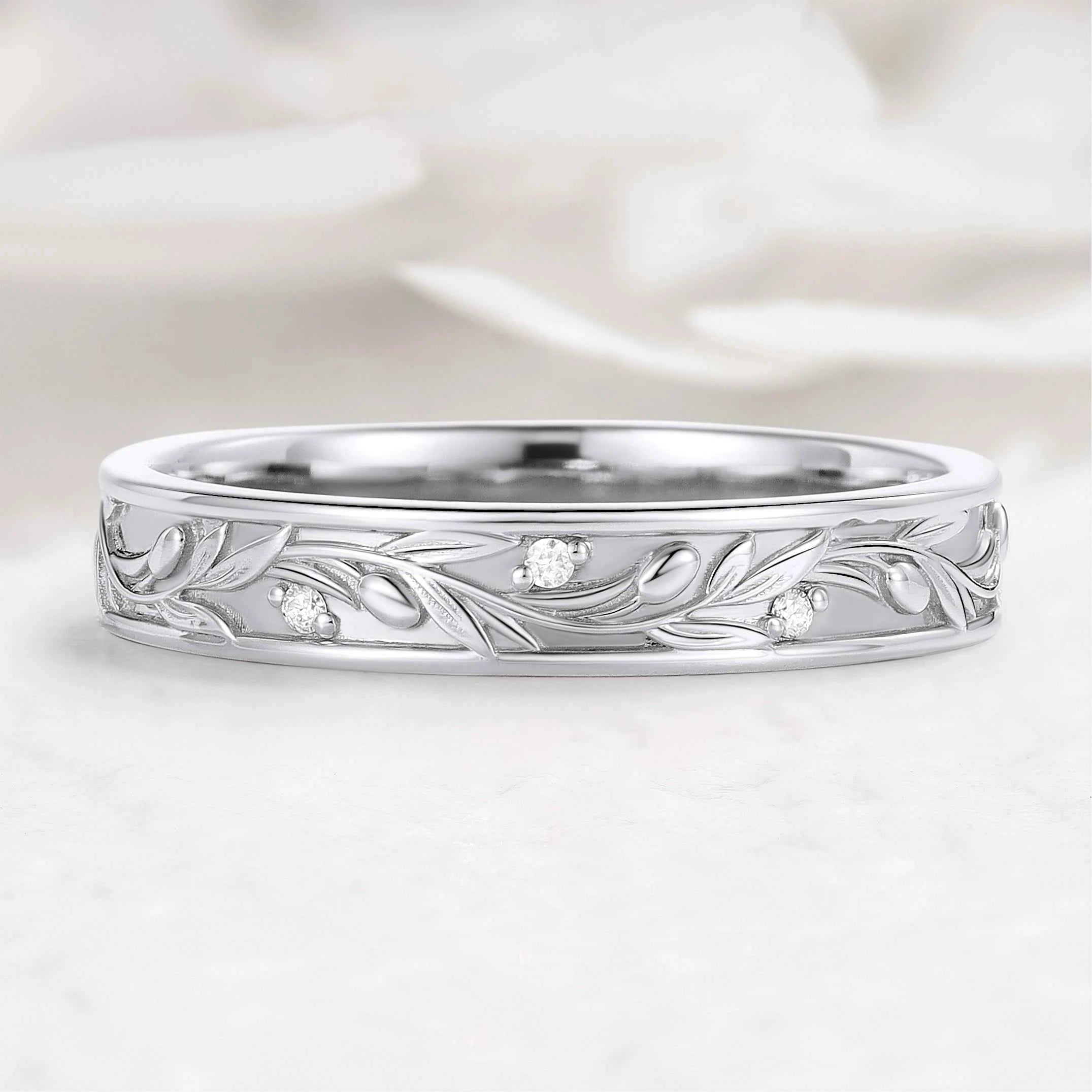 Nature-Inspired Moissanite Men’s Wedding Band - Leif