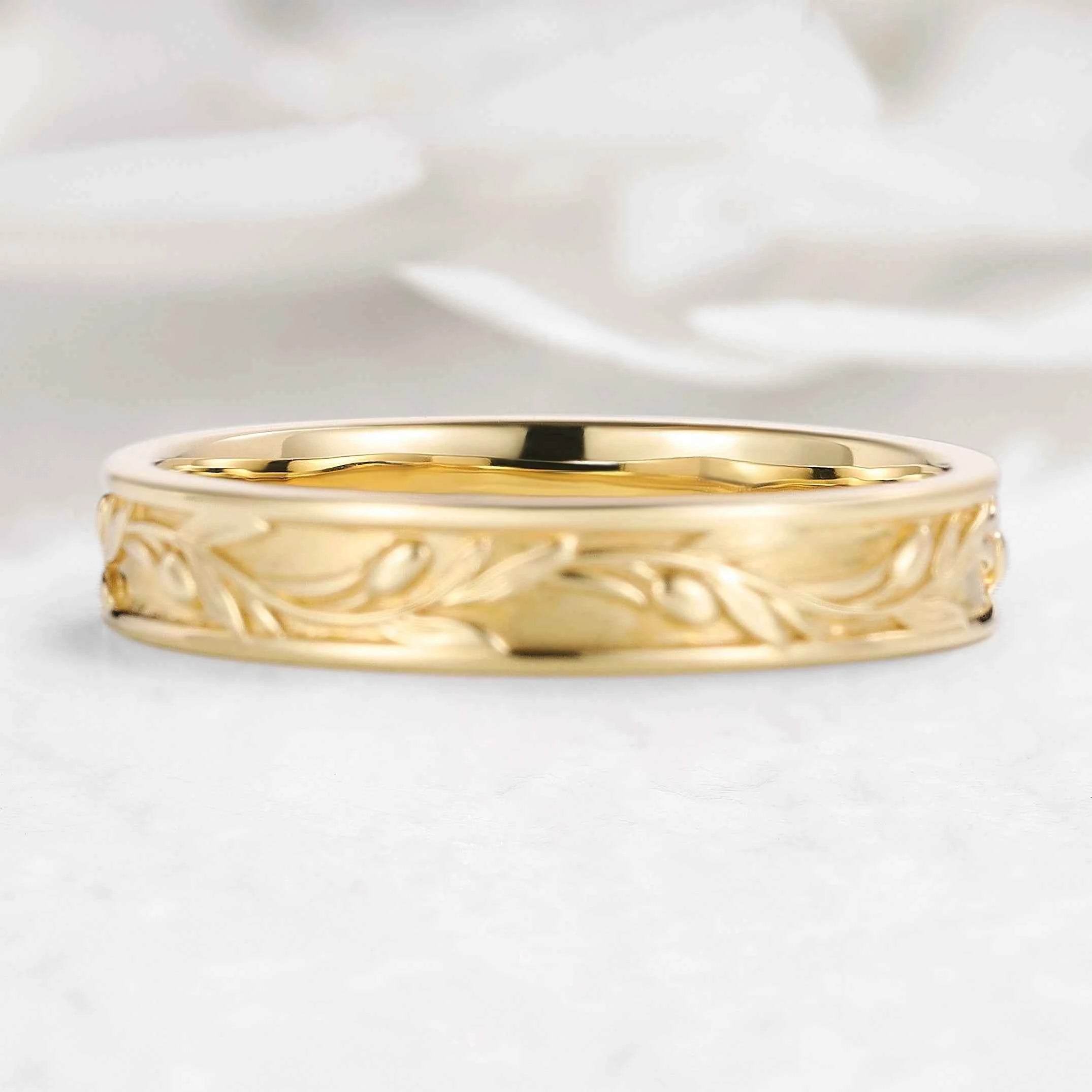 Nature-Inspired Moissanite Men’s Wedding Band - Leif