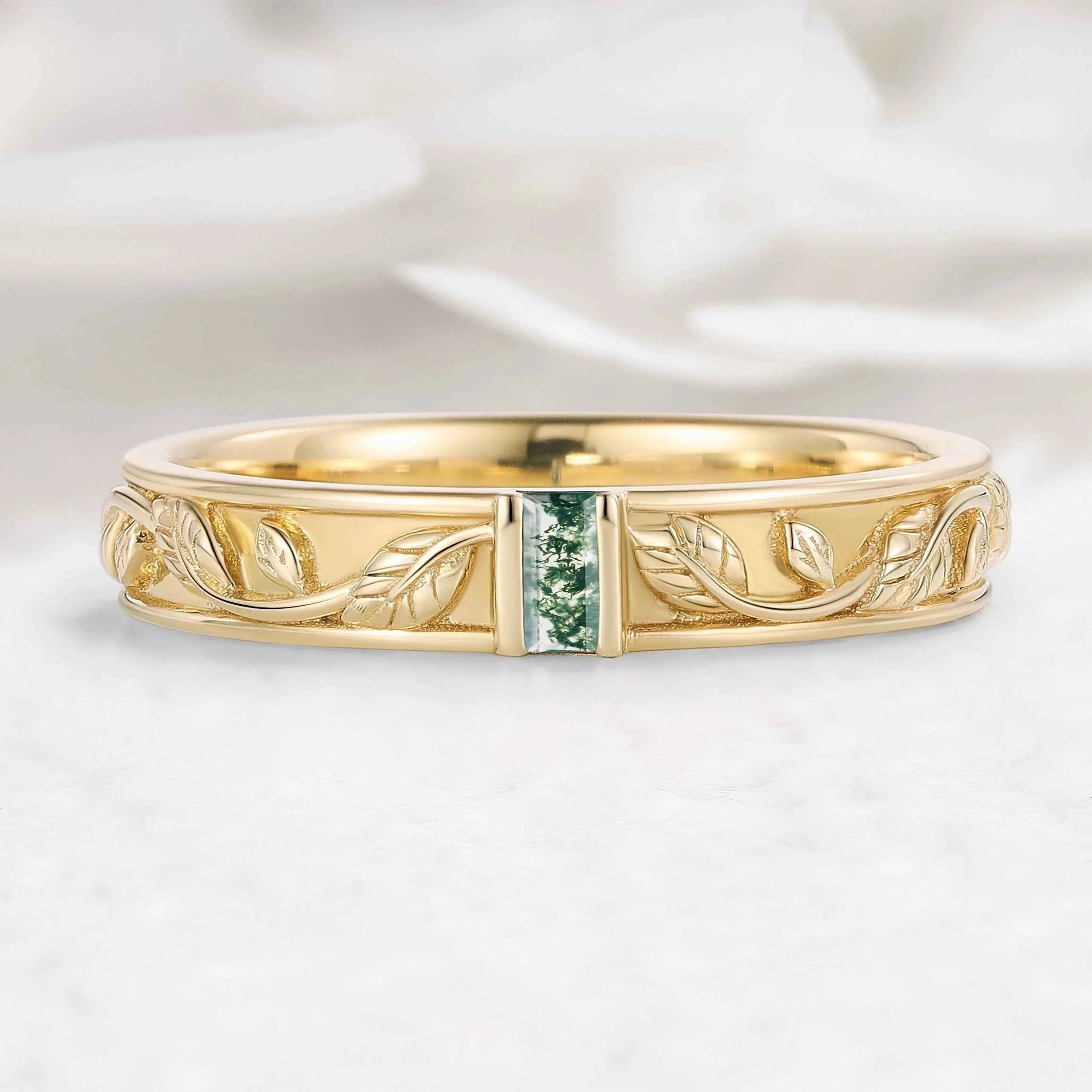 Nature-Inspired Leaf Moss Agate Men’s Wedding Band - Cedar