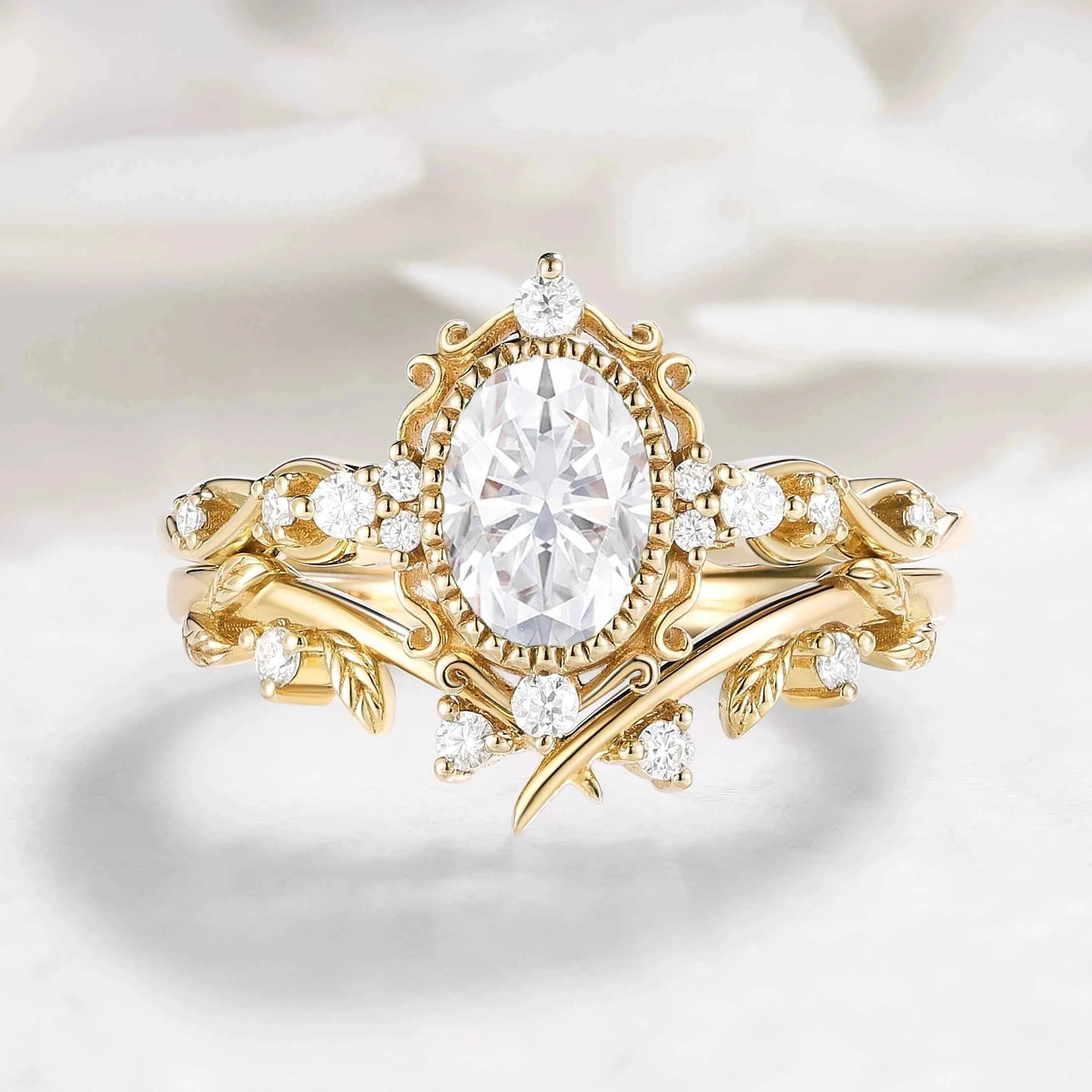 Signature Vintage Oval Shaped Moissanite Engagement Ring With Leaf Wedding Band 3pcs