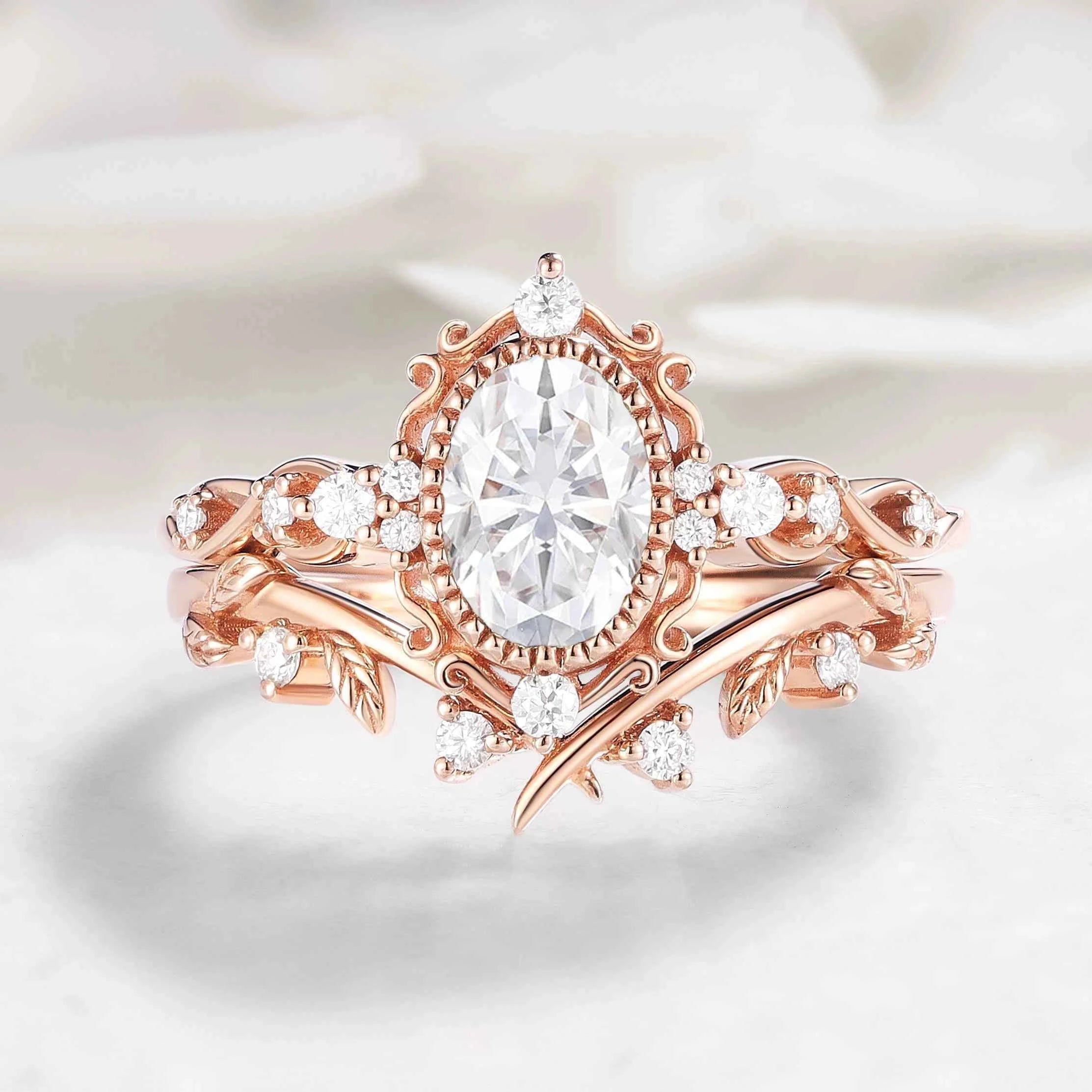 Signature Vintage Oval Shaped Moissanite Engagement Ring With Leaf Wedding Band 3pcs