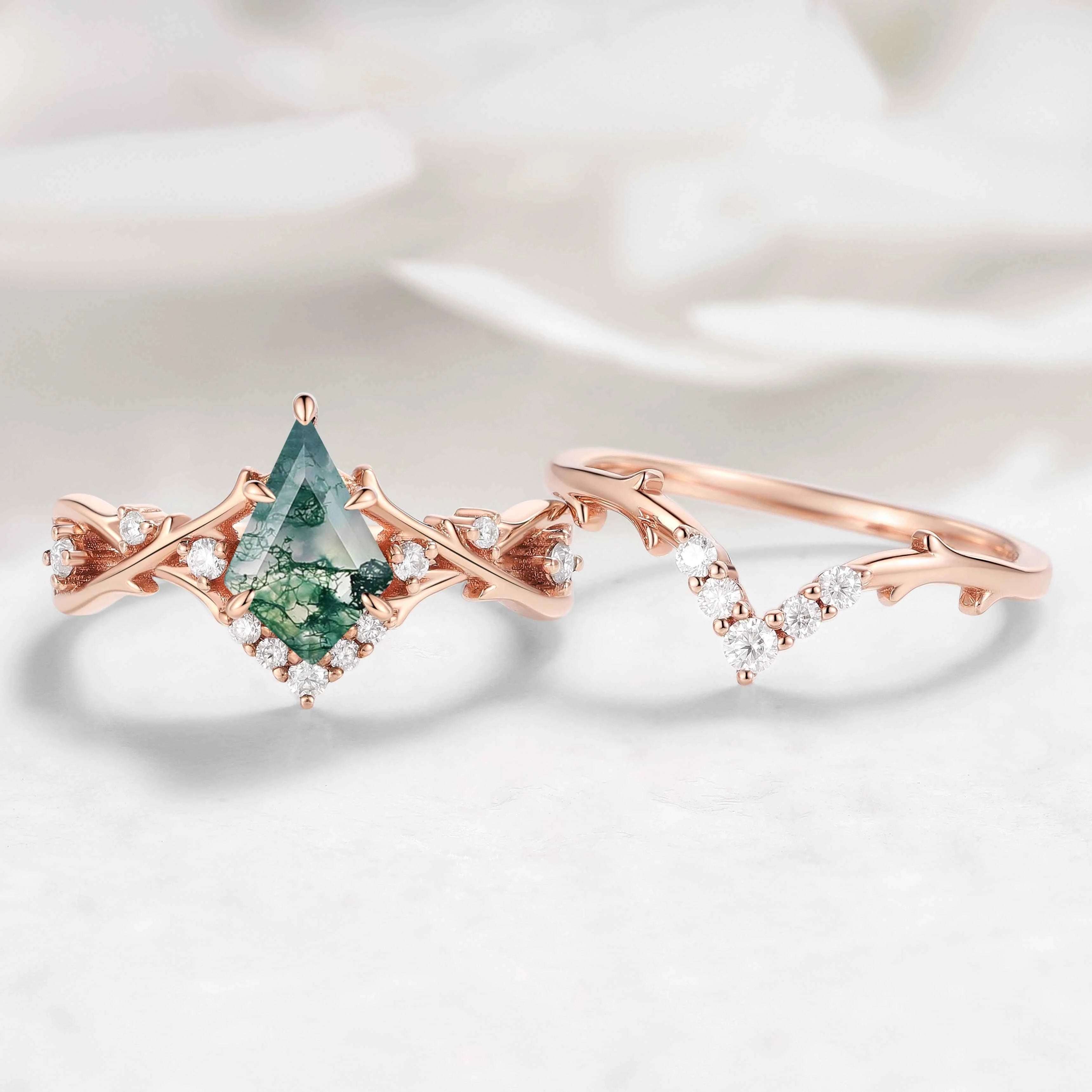 Nature-inspired Branch Kite Cut Moss Agate Engagement Ring Set