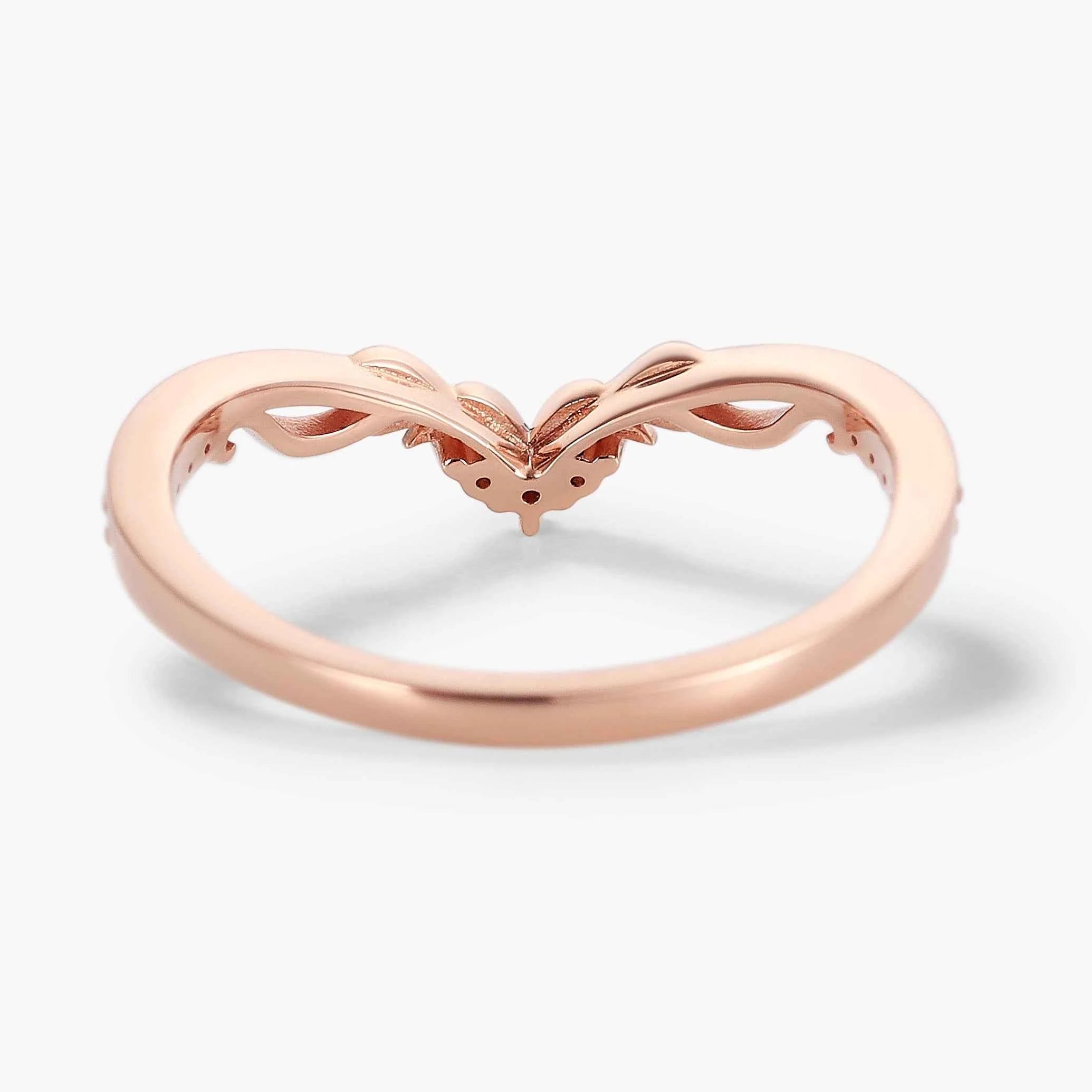 Pine Needle Leaf V-Shaped Moissanite Band - Rowena