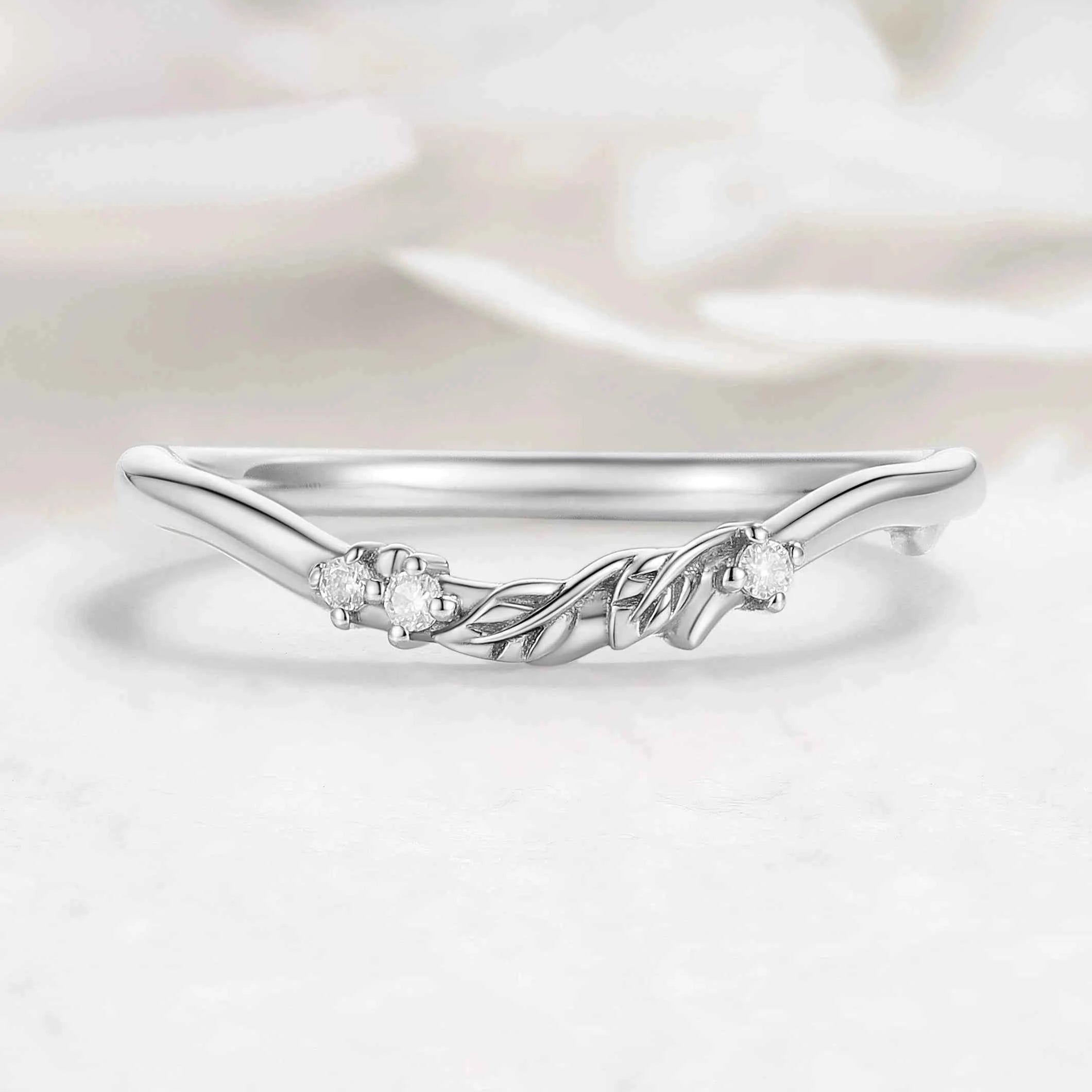 Nature-Inspired Leaf Moissanite Chevron Wedding Band