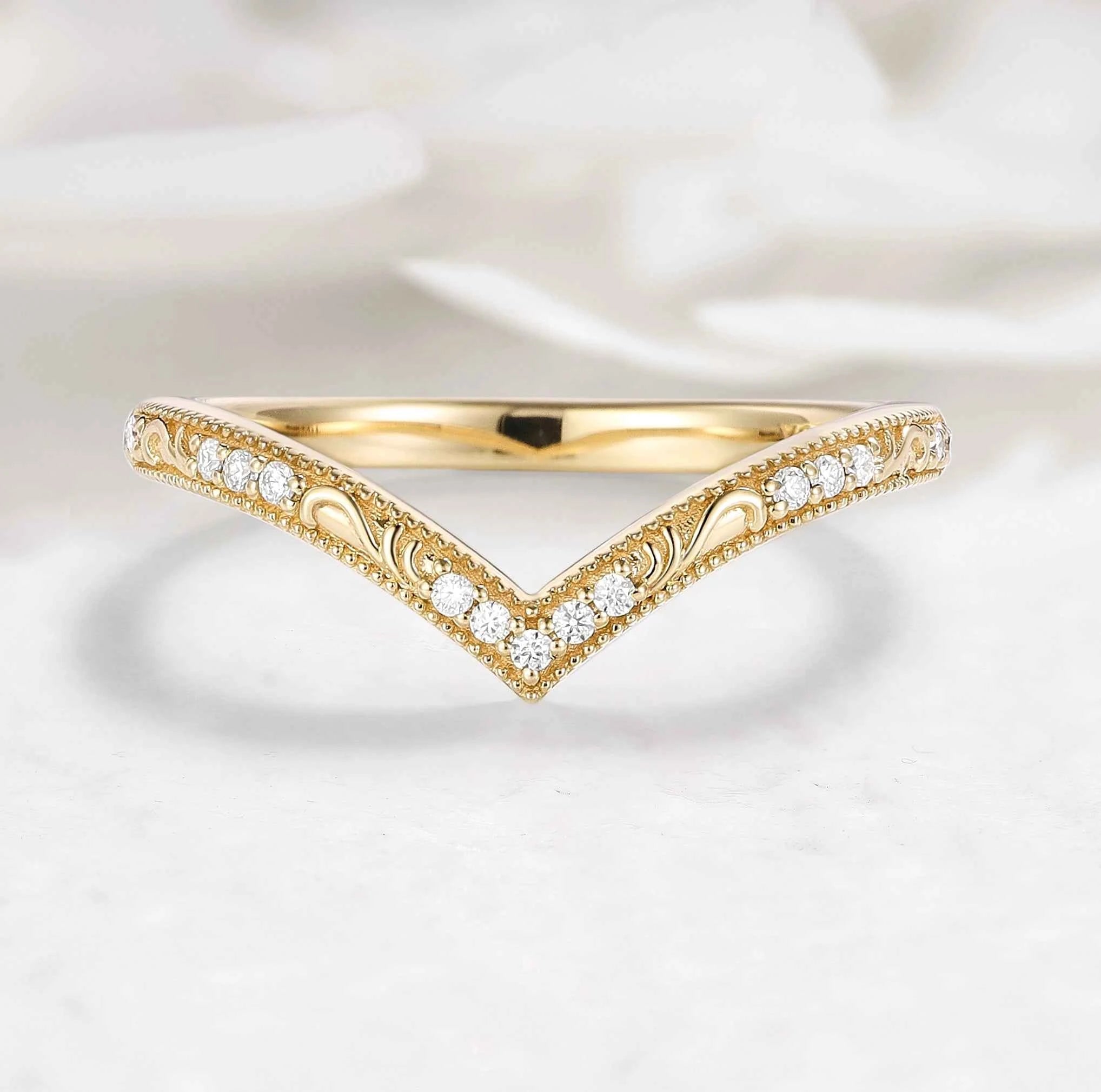 Milgrain Beaded Edge V-Shaped Moissanite Wedding Band