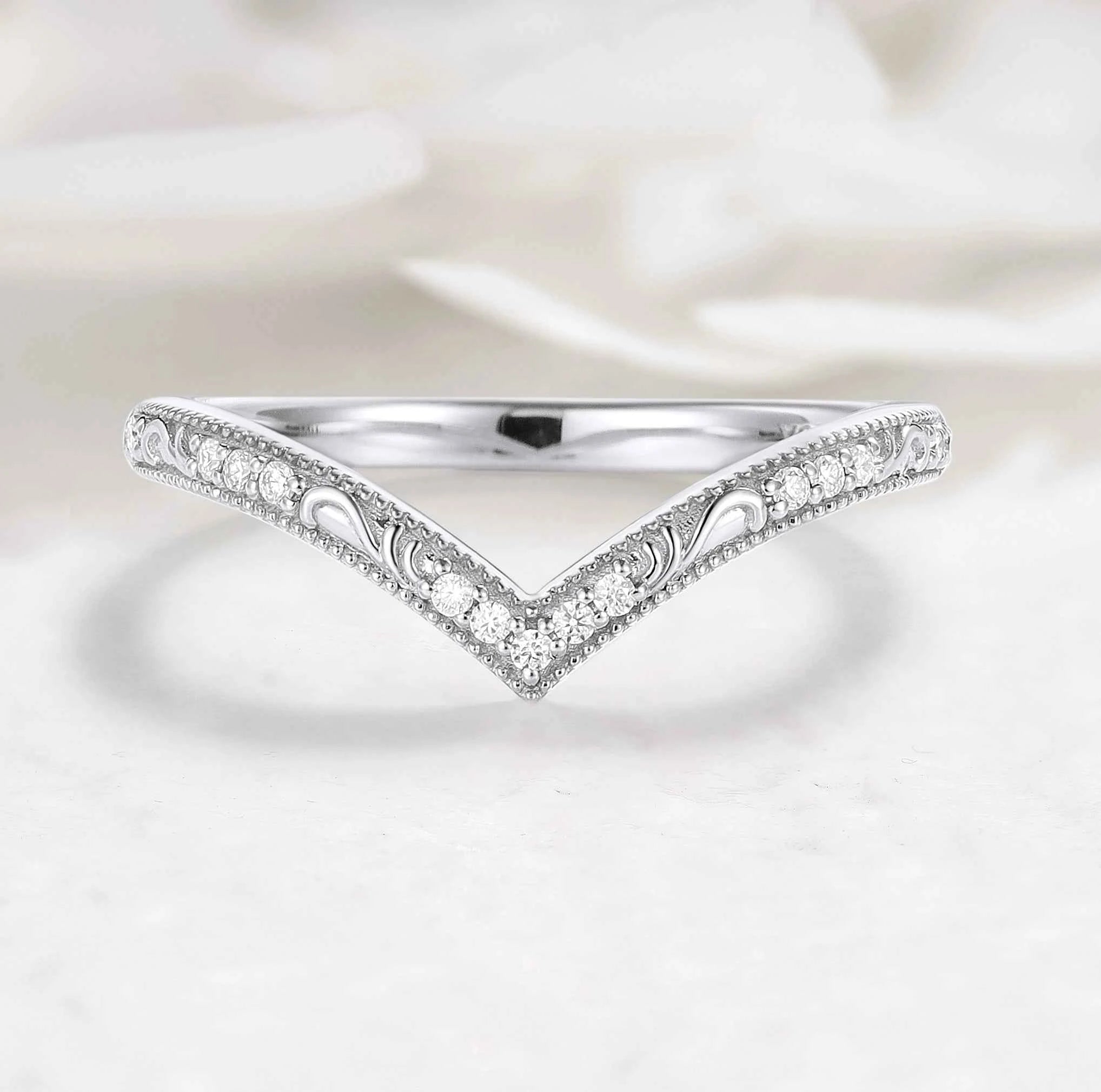 Milgrain Beaded Edge V-Shaped Moissanite Wedding Band