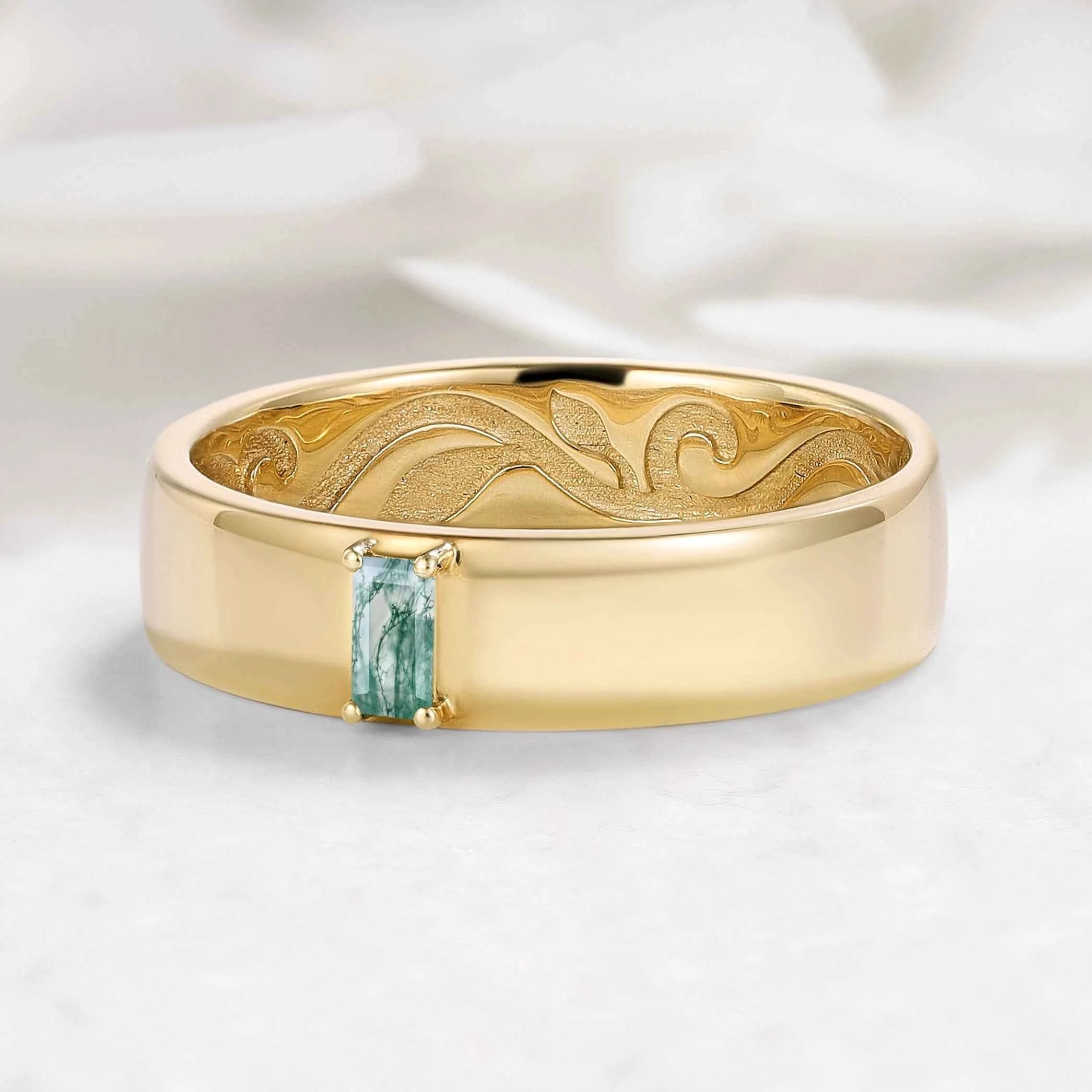 Nature Inspired Moss Agate Men’s Ring with Leaf Vine Engraving