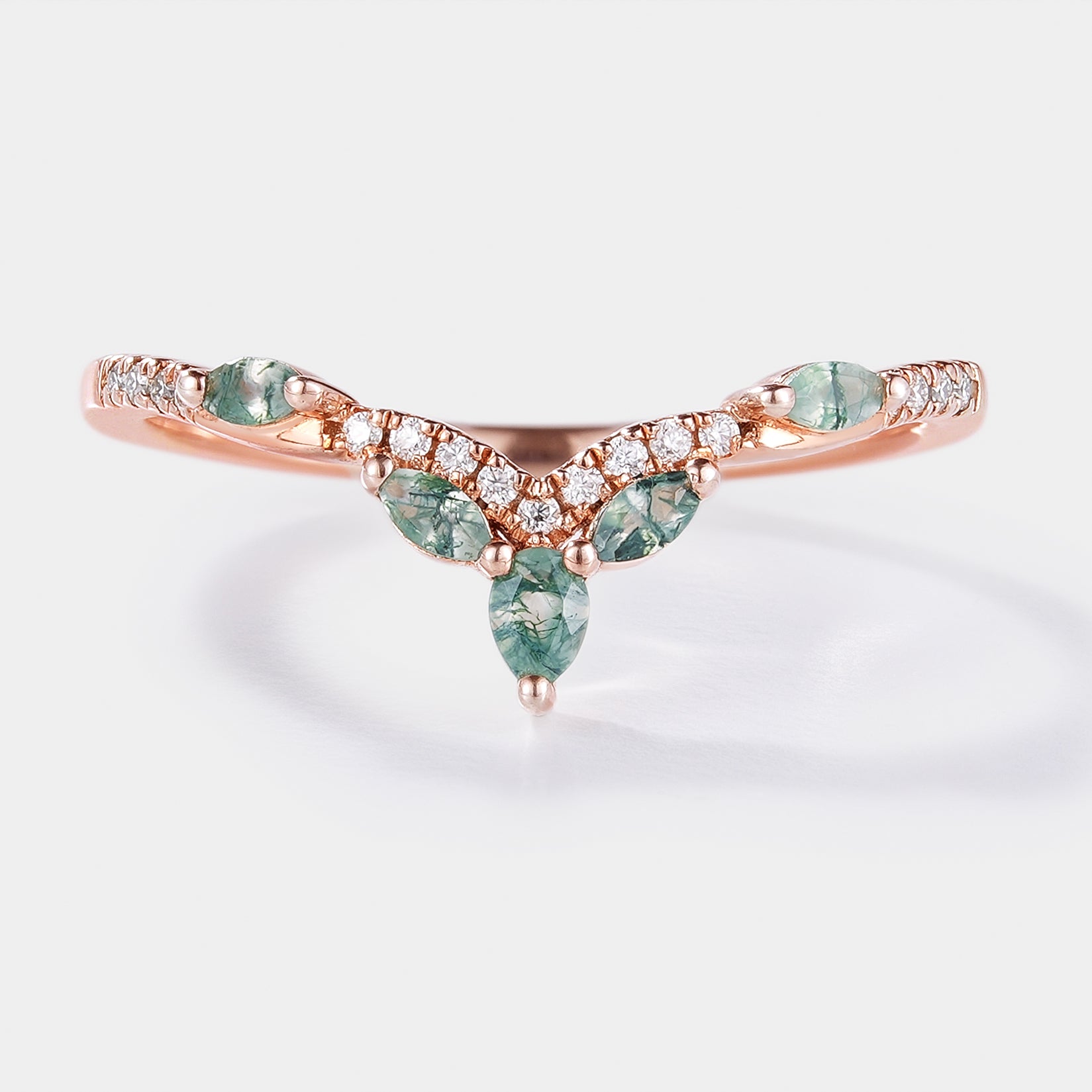 Rose gold wedding band with moss agate and moissanite gemstones, a leaf-inspired design. Vintage engagement rings.