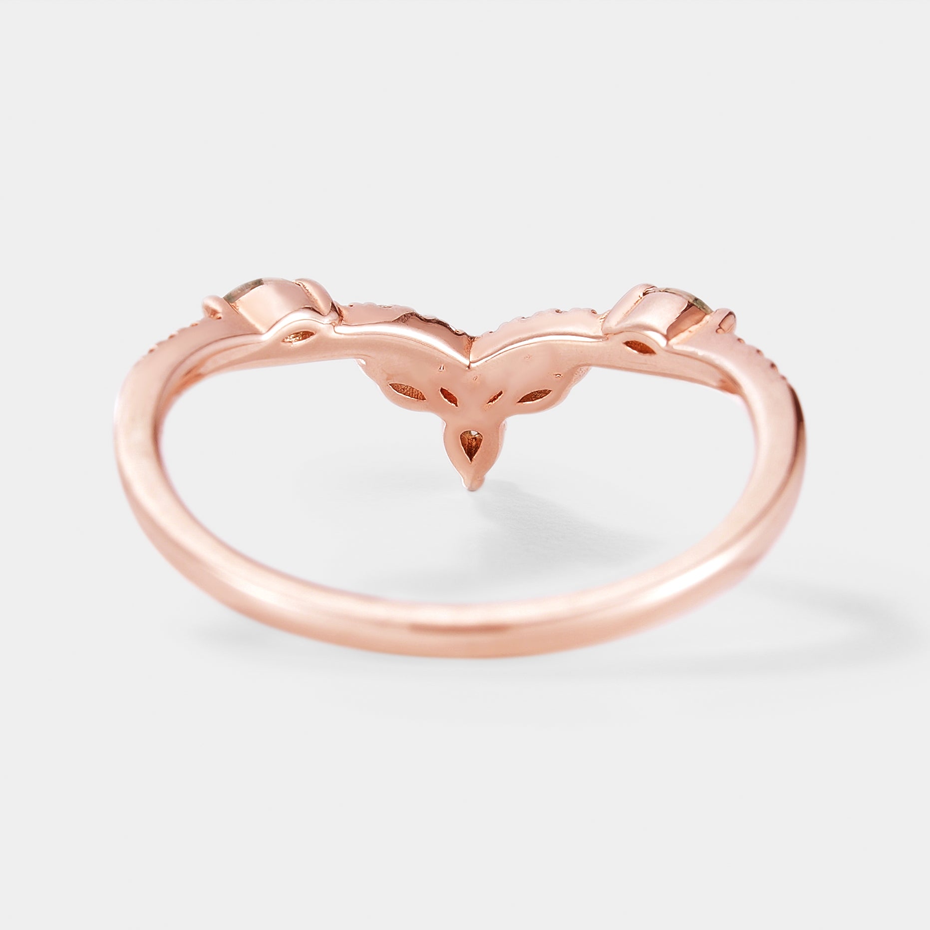 Rose gold moissanite & moss agate wedding band, leaf-inspired design, vintage style, bridal ring set. Shop now!