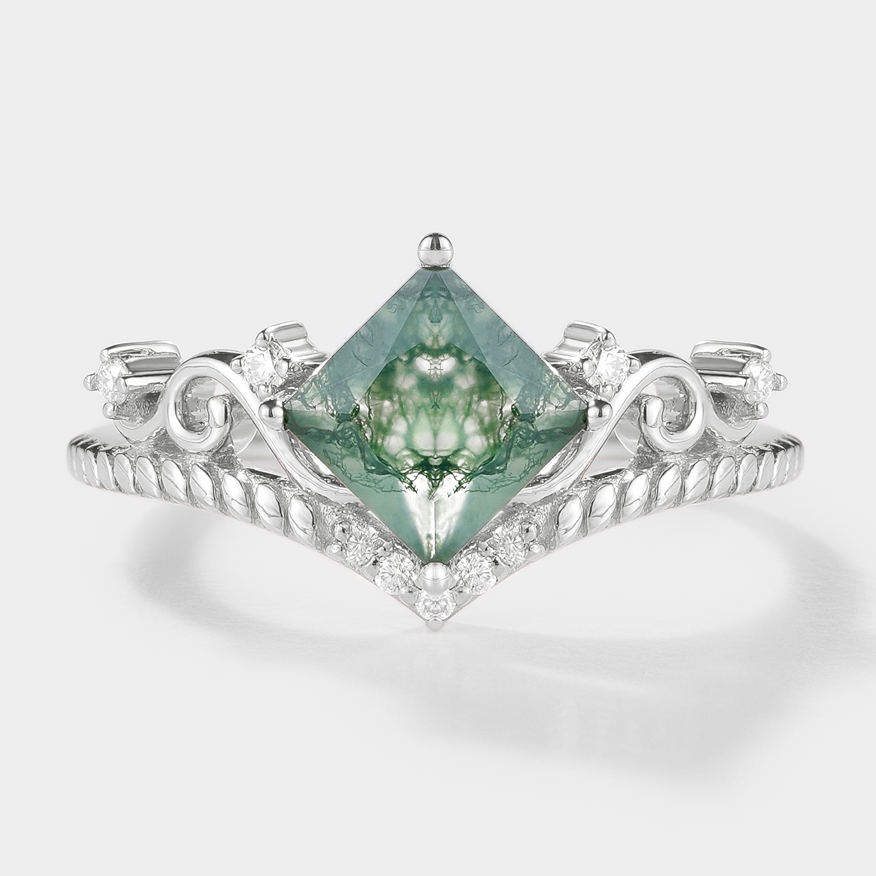 Elegant moss agate engagement ring with princess cut and vintage design