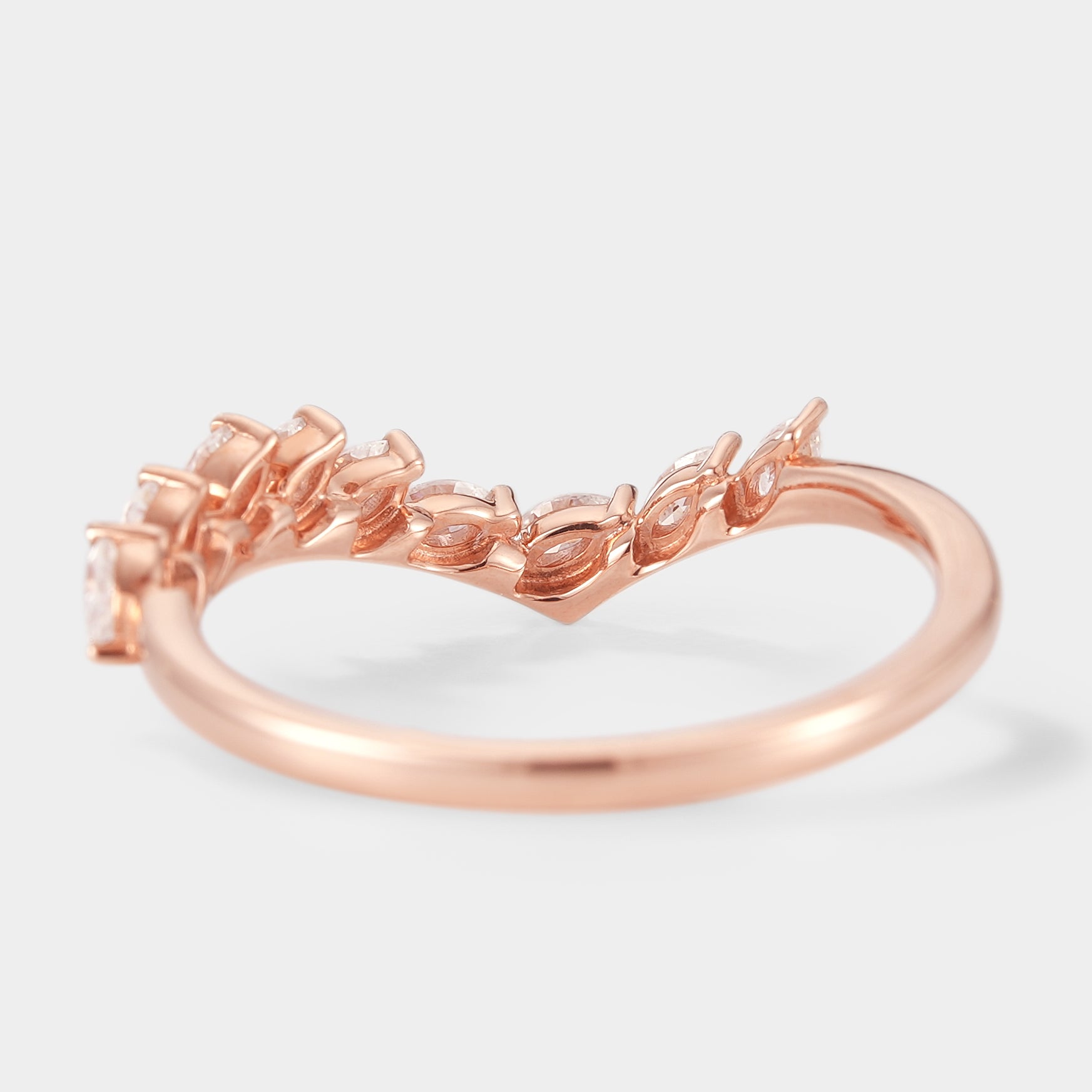 Rose gold irregular moissanite wedding band, leaf-inspired design, vintage ring, bridal set