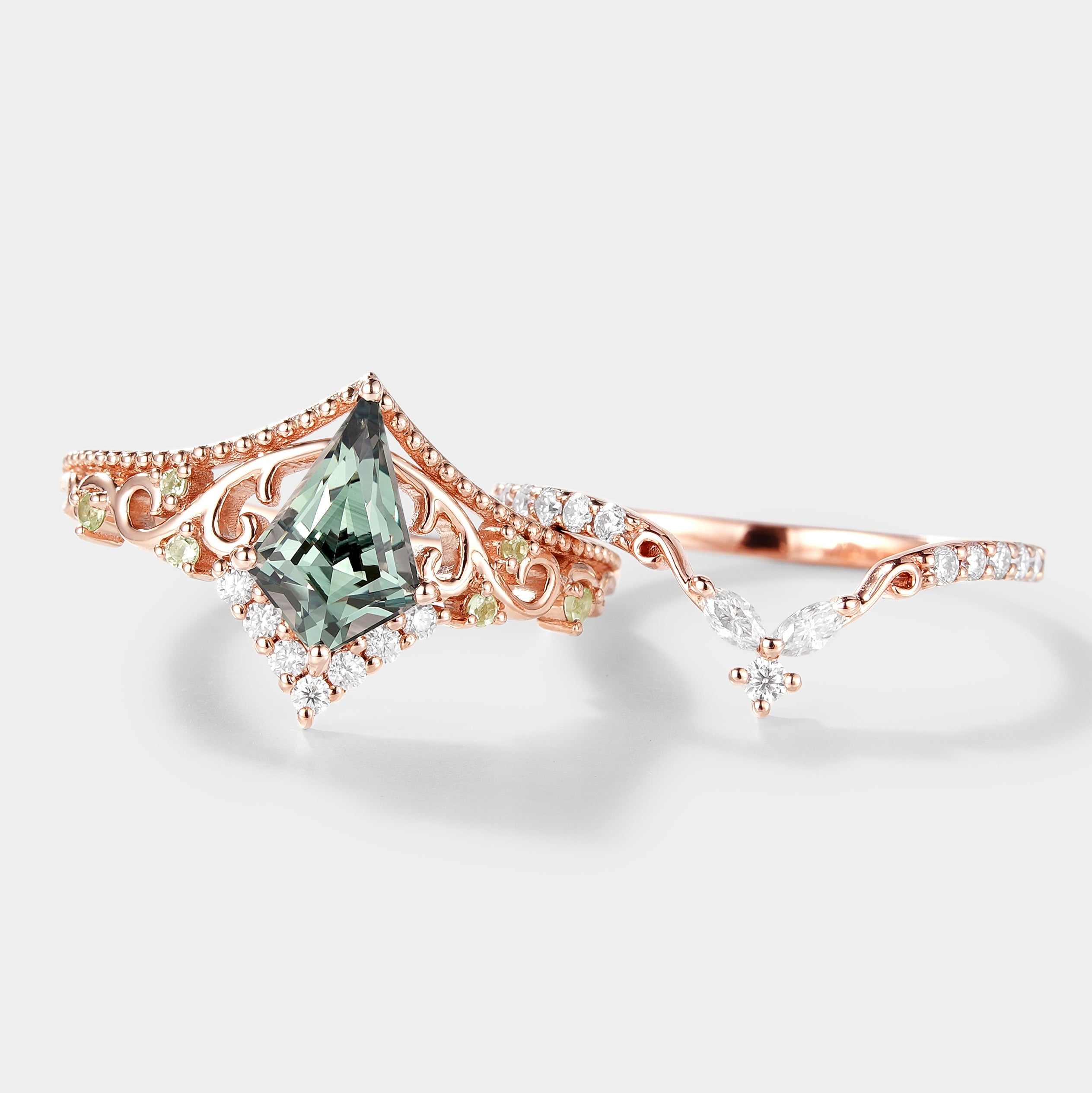 Rose Gold Kite Cut Green Sapphire Engagement Ring Set
