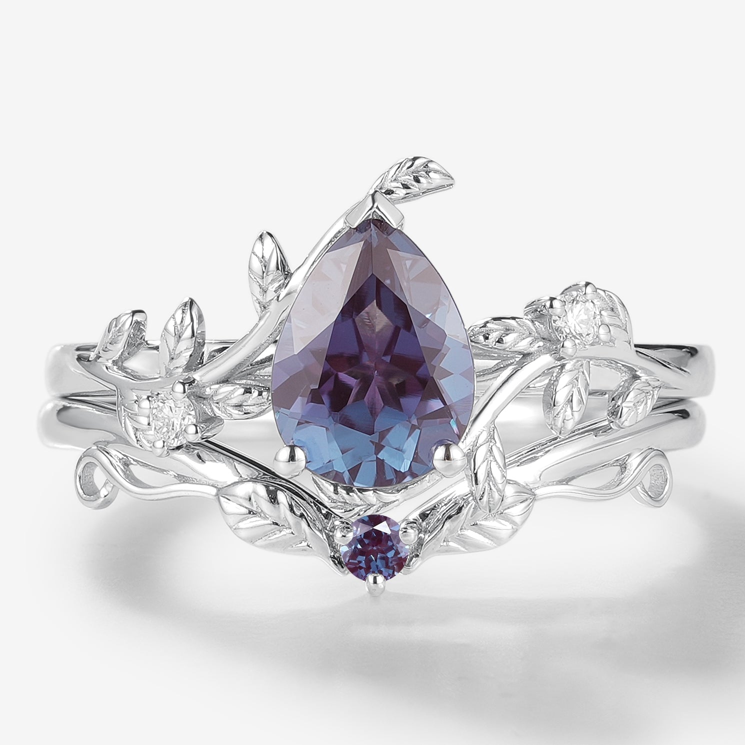 Pear Cut Alexandrite Leaf Inspired Wedding Ring Set with Moissanite Accents
