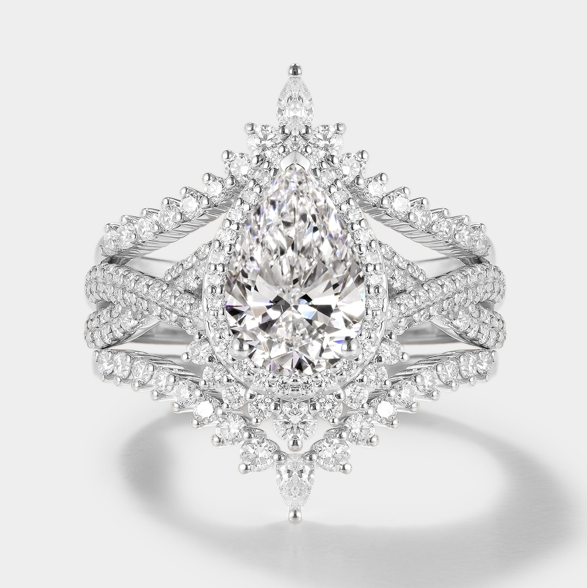 Elegant Pear-Cut Lab Grown Diamond Engagement Ring Set