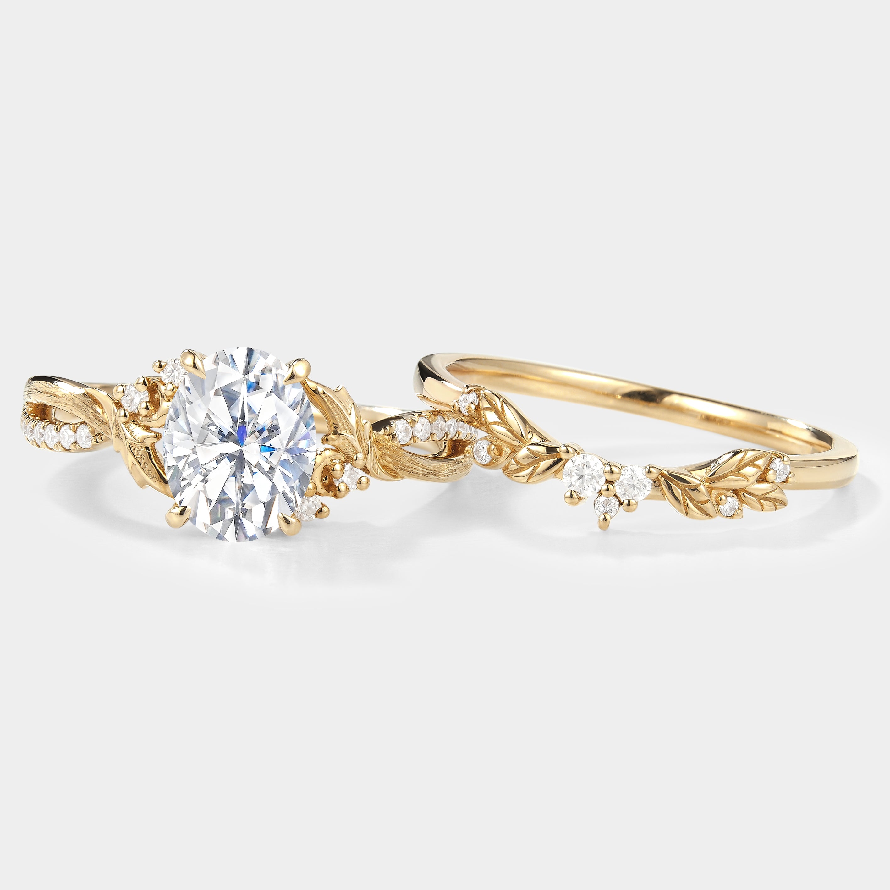 Leaf-inspired moissanite engagement ring set