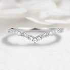 Nature-Inspired Leaf Contour V-Shaped Wedding Band